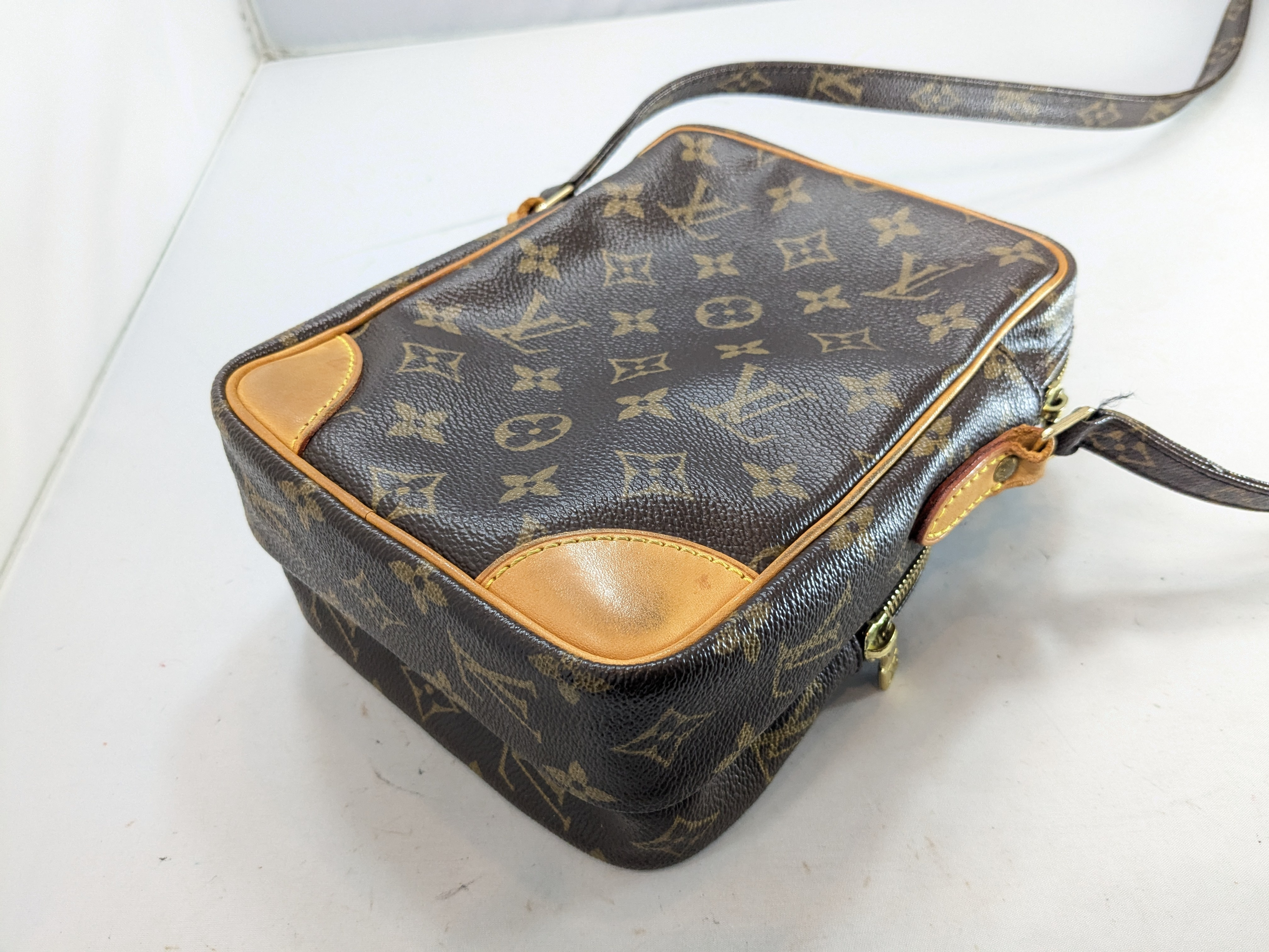 【水曜終了】(10708_0075)LOUIS VUITTON LV モノグラム アマゾン ベタ無し ショルダーバッグ