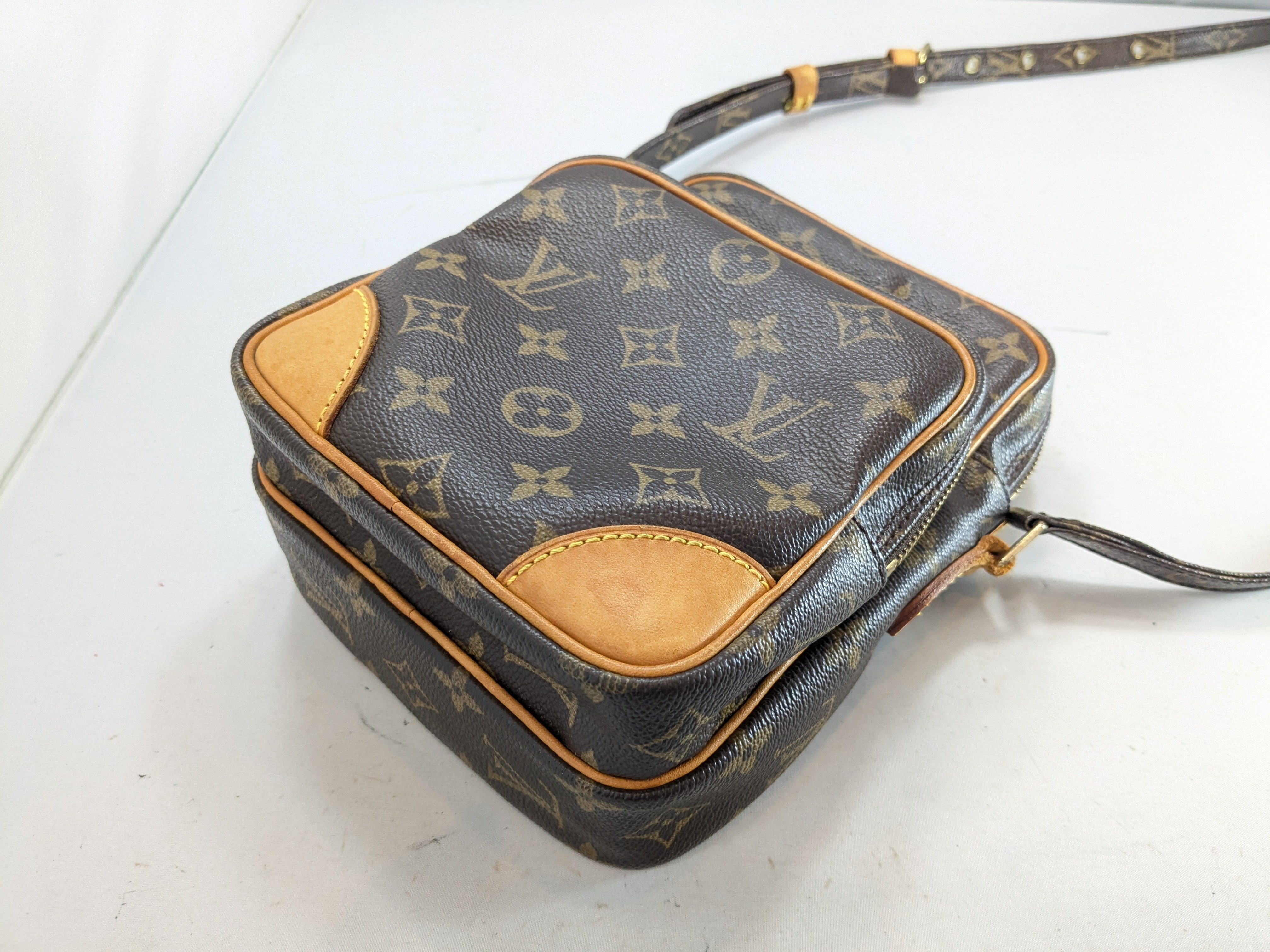 【水曜終了】(10708_0075)LOUIS VUITTON LV モノグラム アマゾン ベタ無し ショルダーバッグ