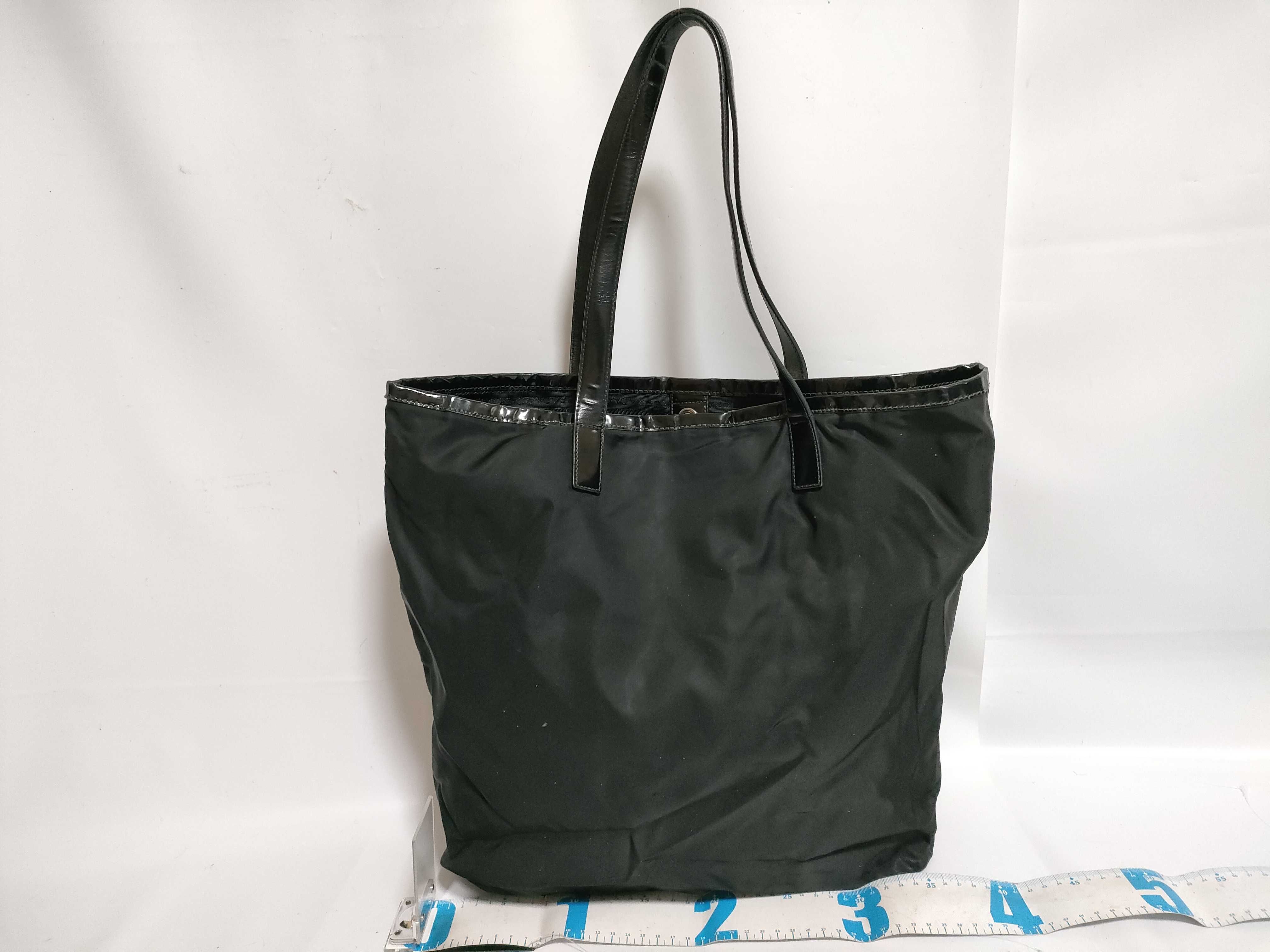 【水曜終了】(10827_0048)PRADA ナイロン ブラック 三角プレート トートバッグ