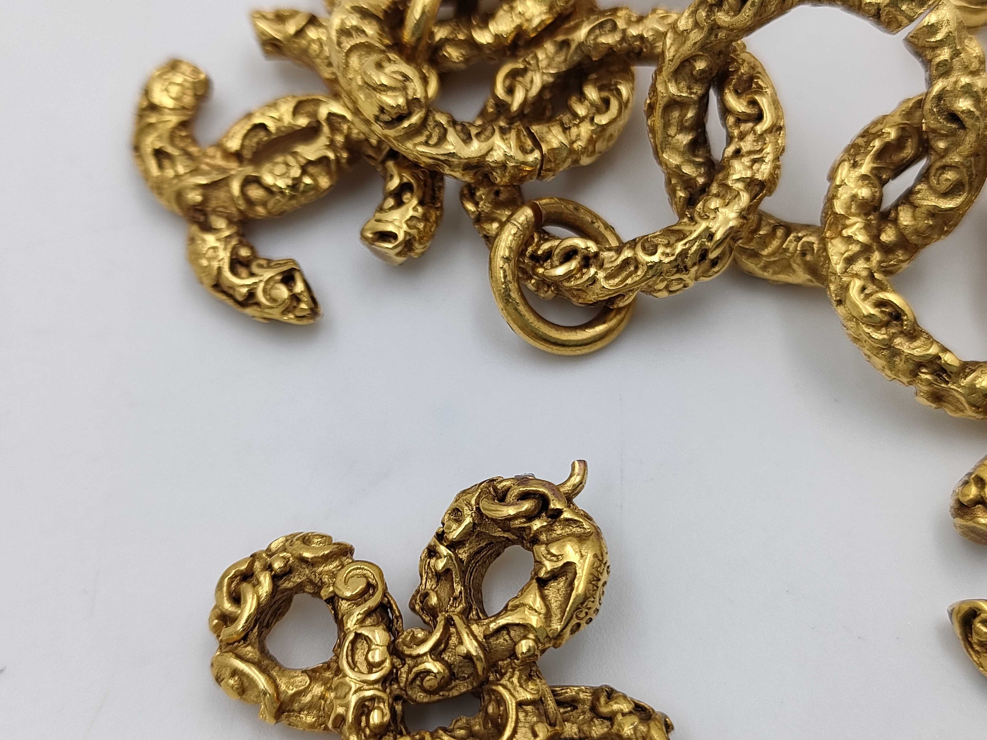 【水曜終了】(10944_0004)CHANEL ブレスレット 溶岩 ココマーク 93A ゴールド ブレスレット・バングル