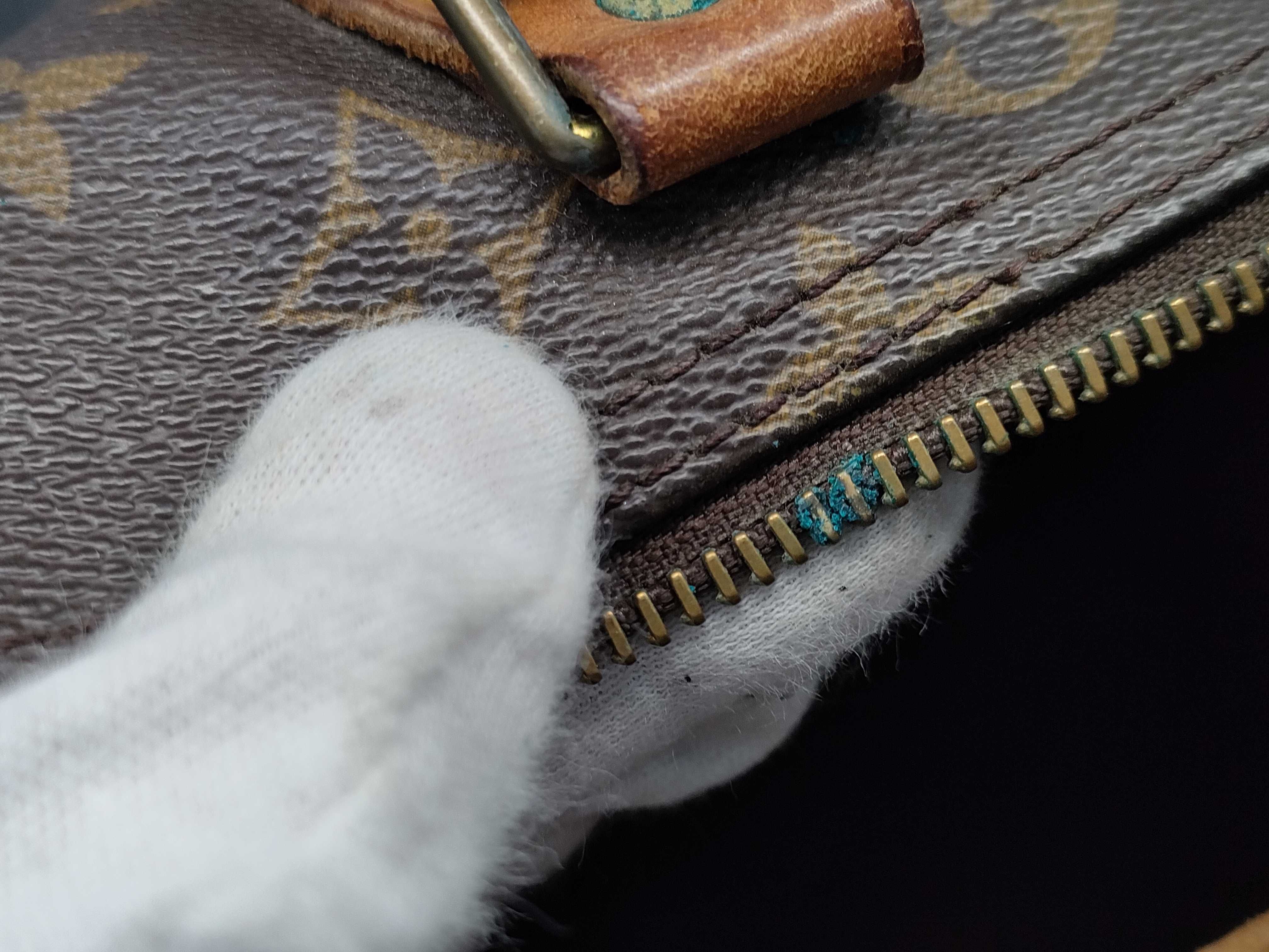 【水曜終了】(10708_0157)LOUIS VUITTON モノグラム スピーディ30 M41526 VI0960 ハンドバッグ