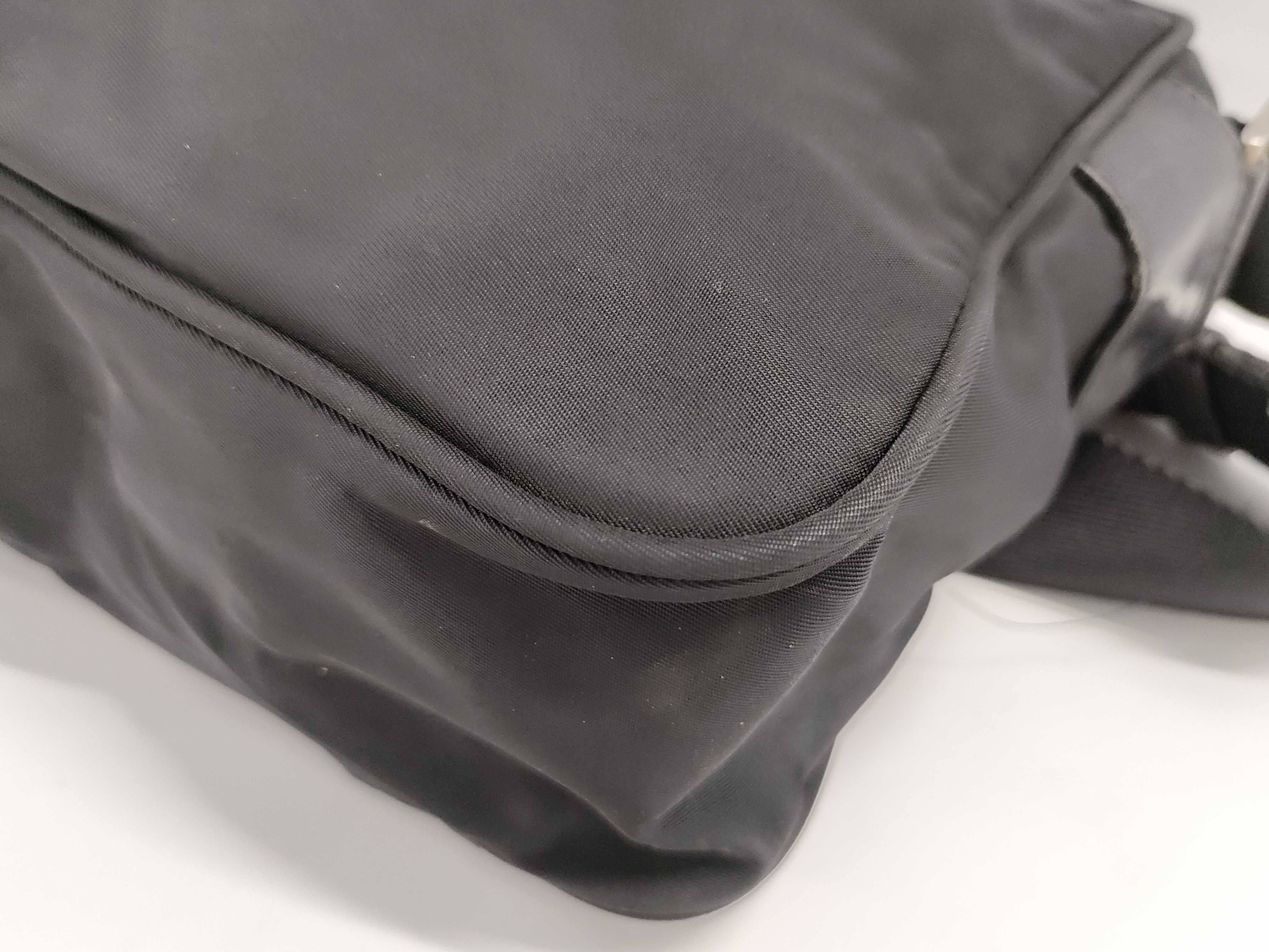 【水曜終了】(10827_0063)PRADA プラダ ショルダーバッグ 破れ