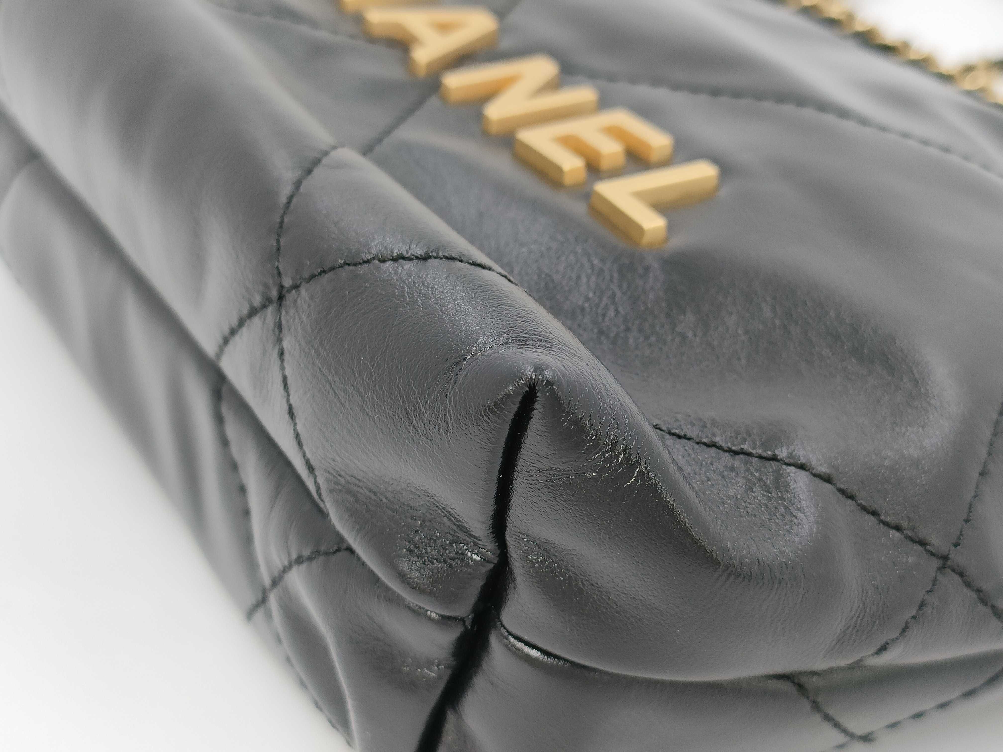 【水曜終了】(10814_0008)CHANEL シャネル22 シャイニーカーフ ミニ 2way ショルダーバッグ AS3980 ブラック