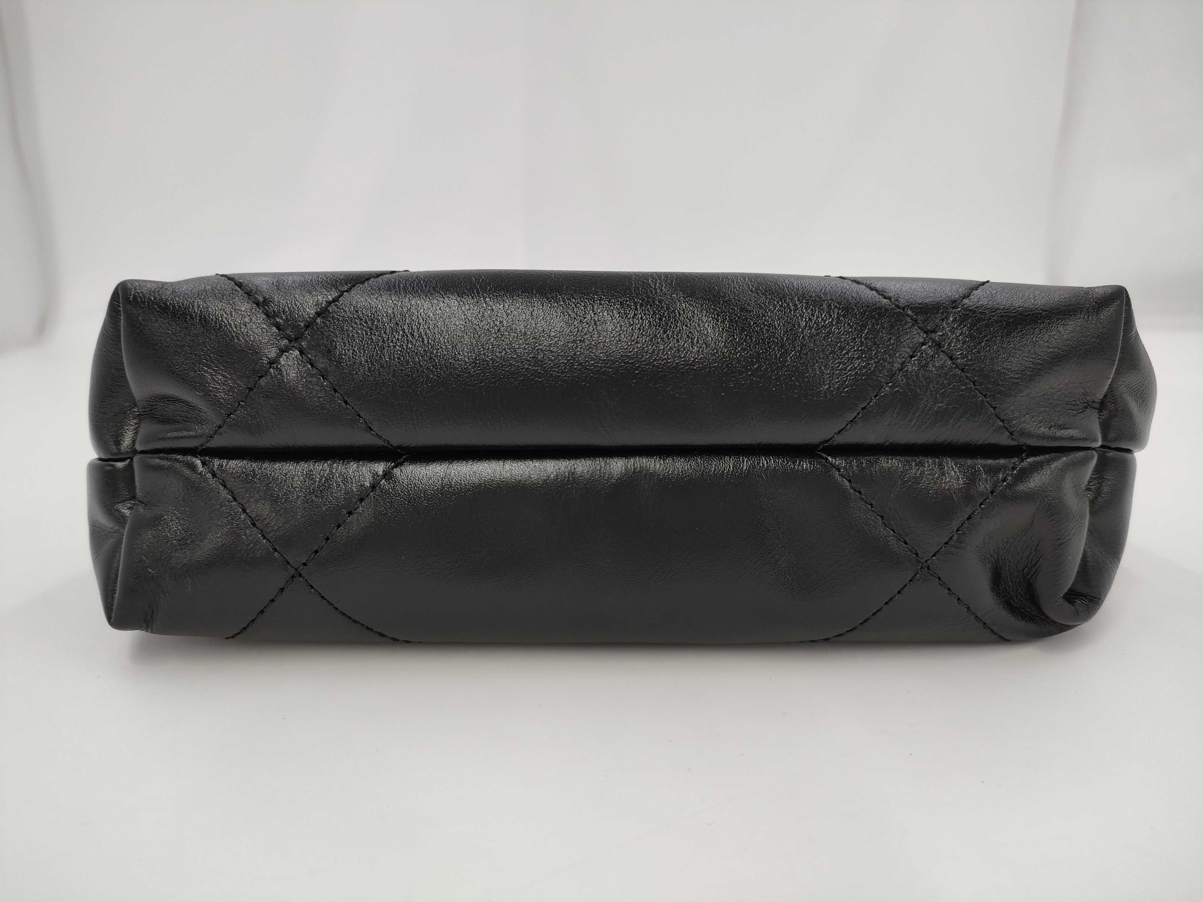 【水曜終了】(10814_0008)CHANEL シャネル22 シャイニーカーフ ミニ 2way ショルダーバッグ AS3980 ブラック