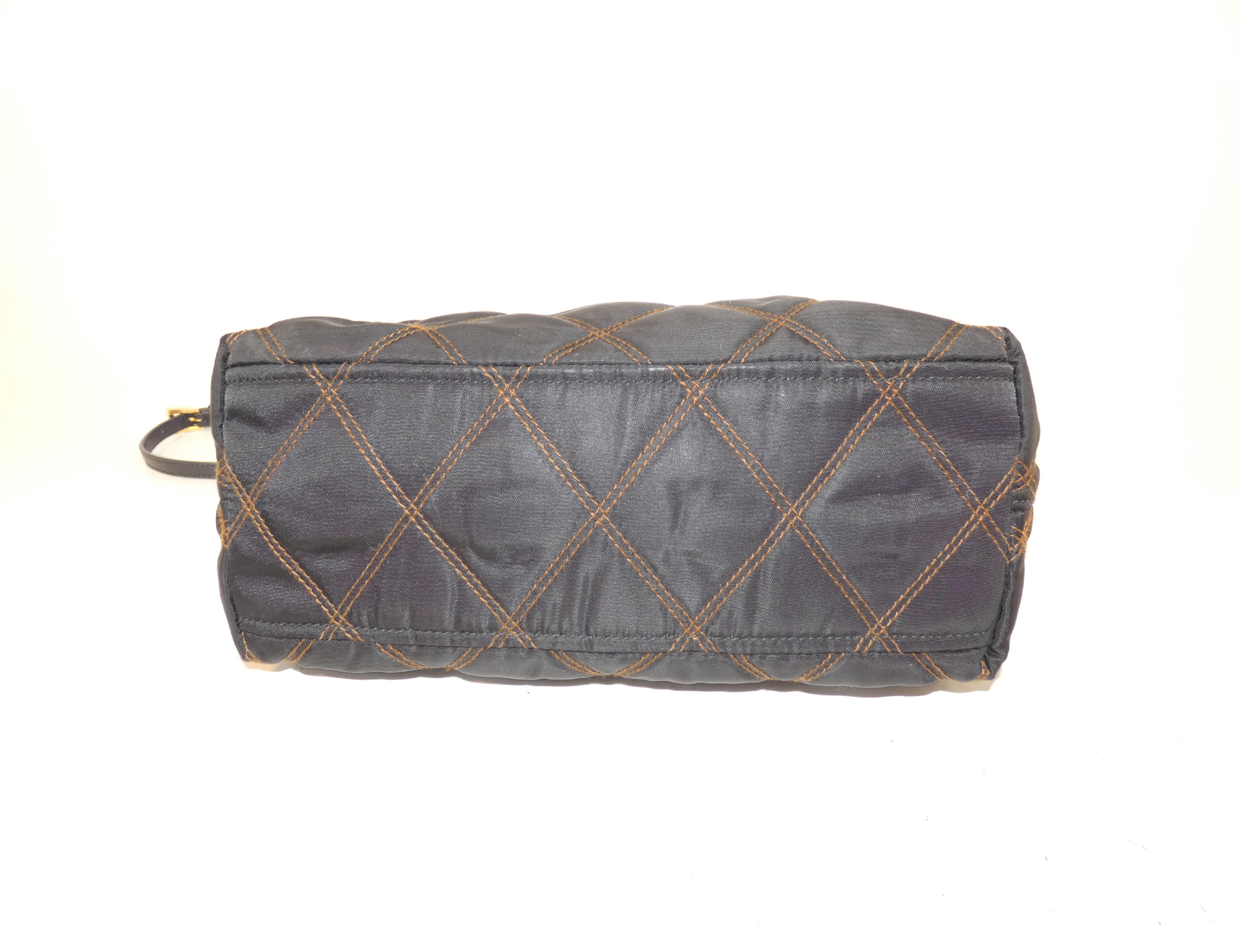 【水曜終了】(10827_0047)PRADA 2way キルティング 三角プレート ナイロン サフィアーノ ハンド ショルダー ショルダーバッグ