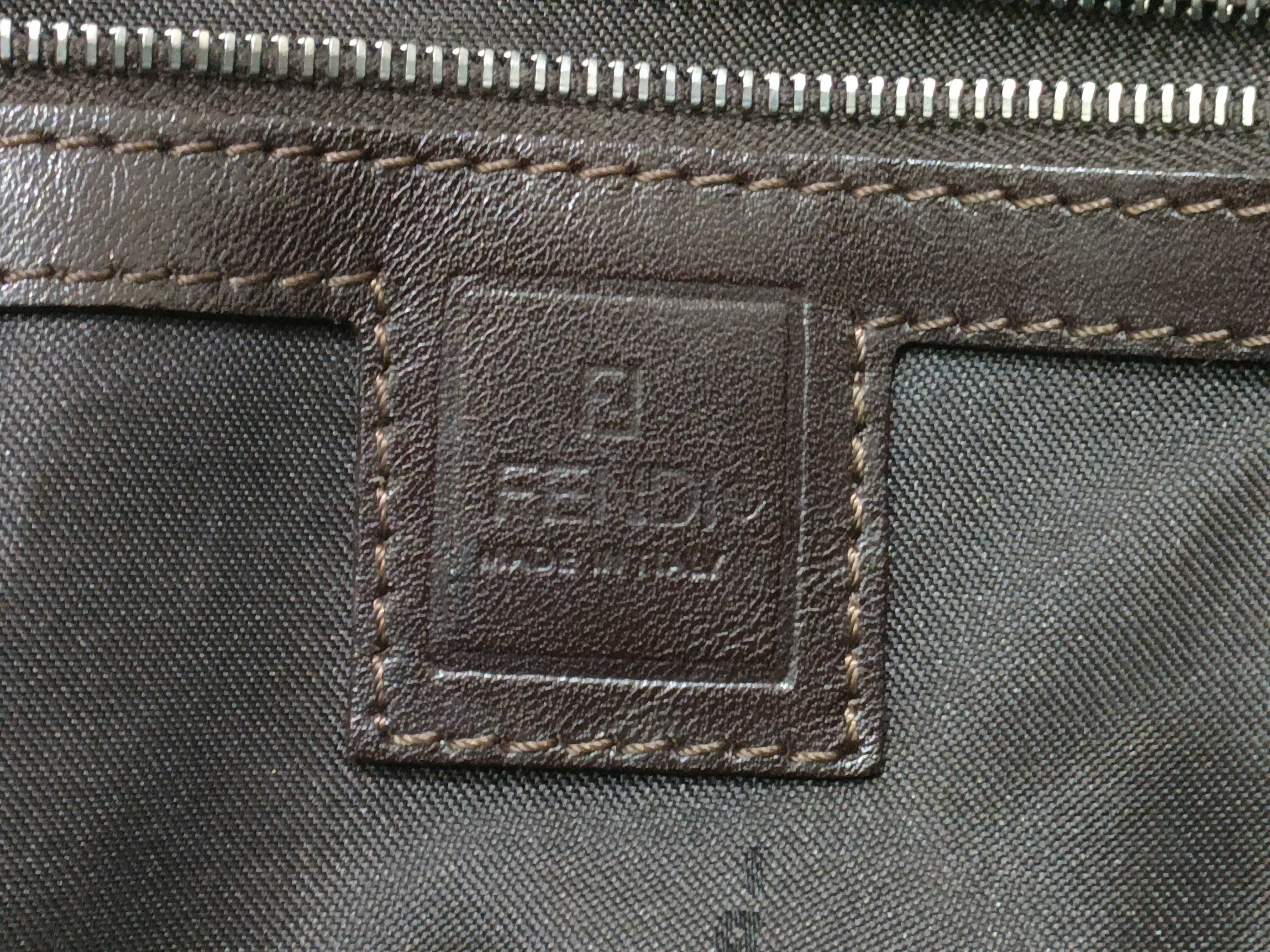 【水曜終了】(10827_0068)FENDI フェンティ ズッカ ハンドバッグ
