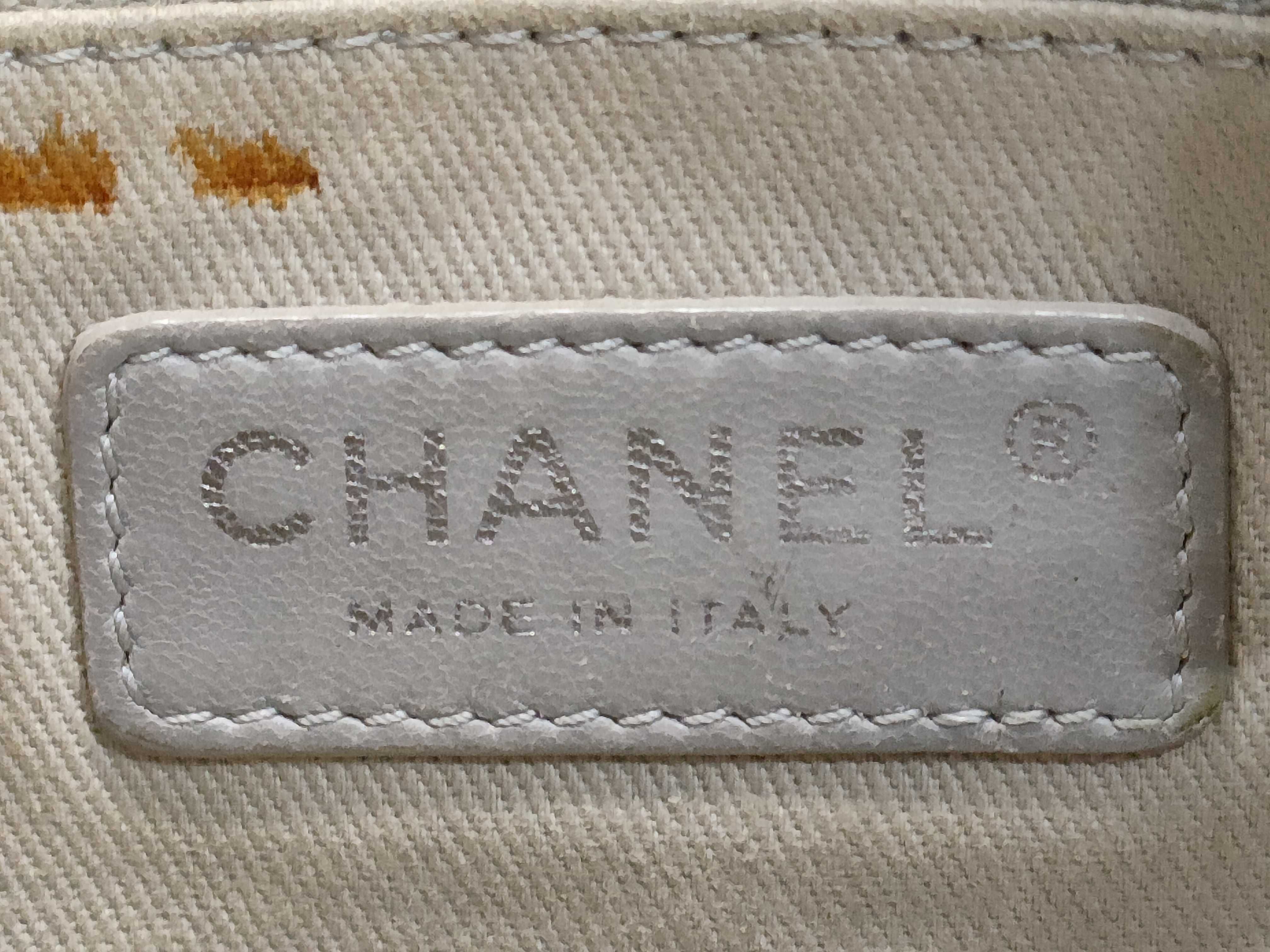 【水曜終了】(10933_0059)CHANEL Chanelバッグ シャネル マトラッセ トートバッグ 黒 シルバー金具 キャビアスキン 19番