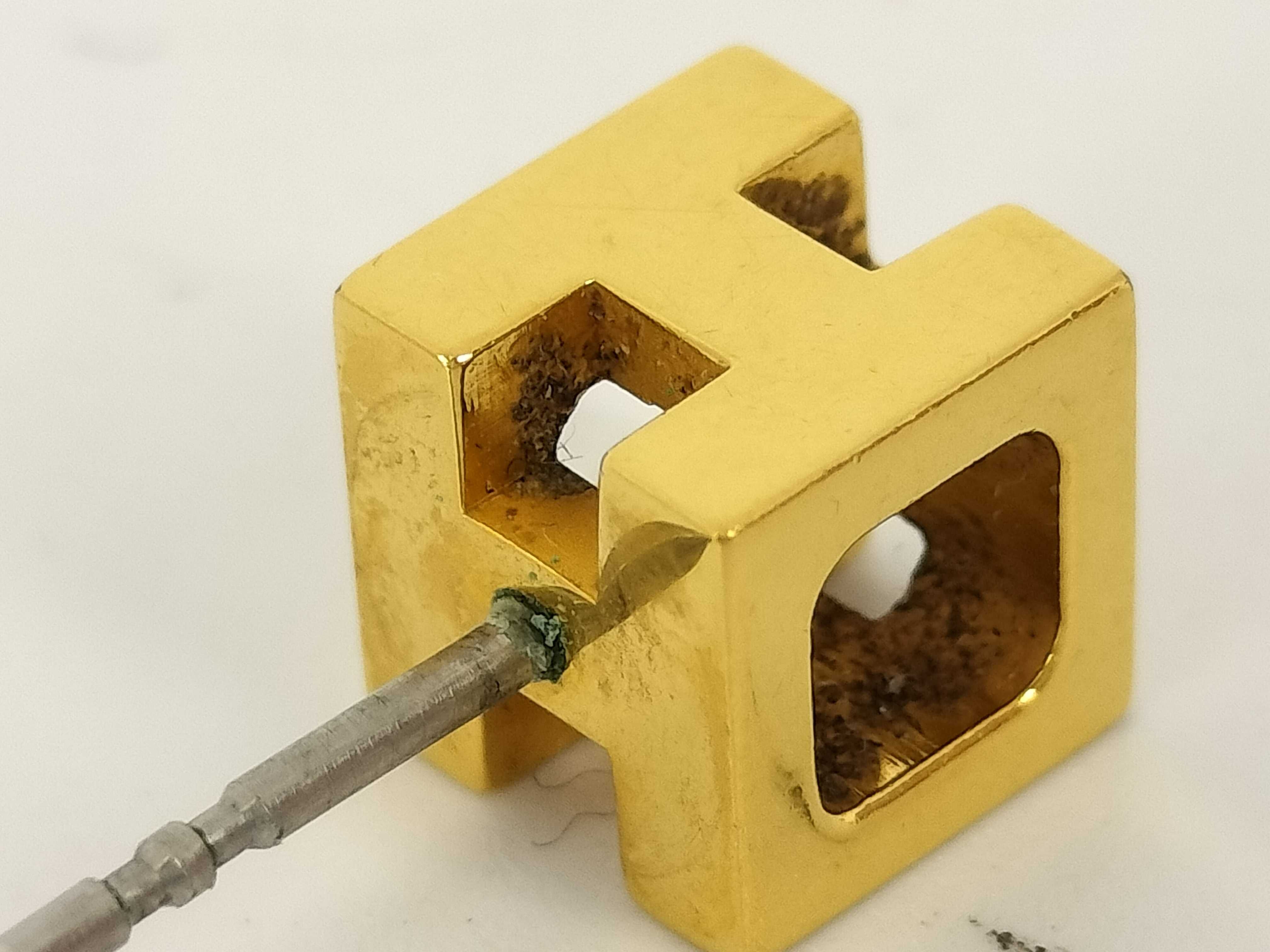 【水曜終了】(10943_0002)HERMES エルメス カージュ ド アッシュ Hキューブ ピアス