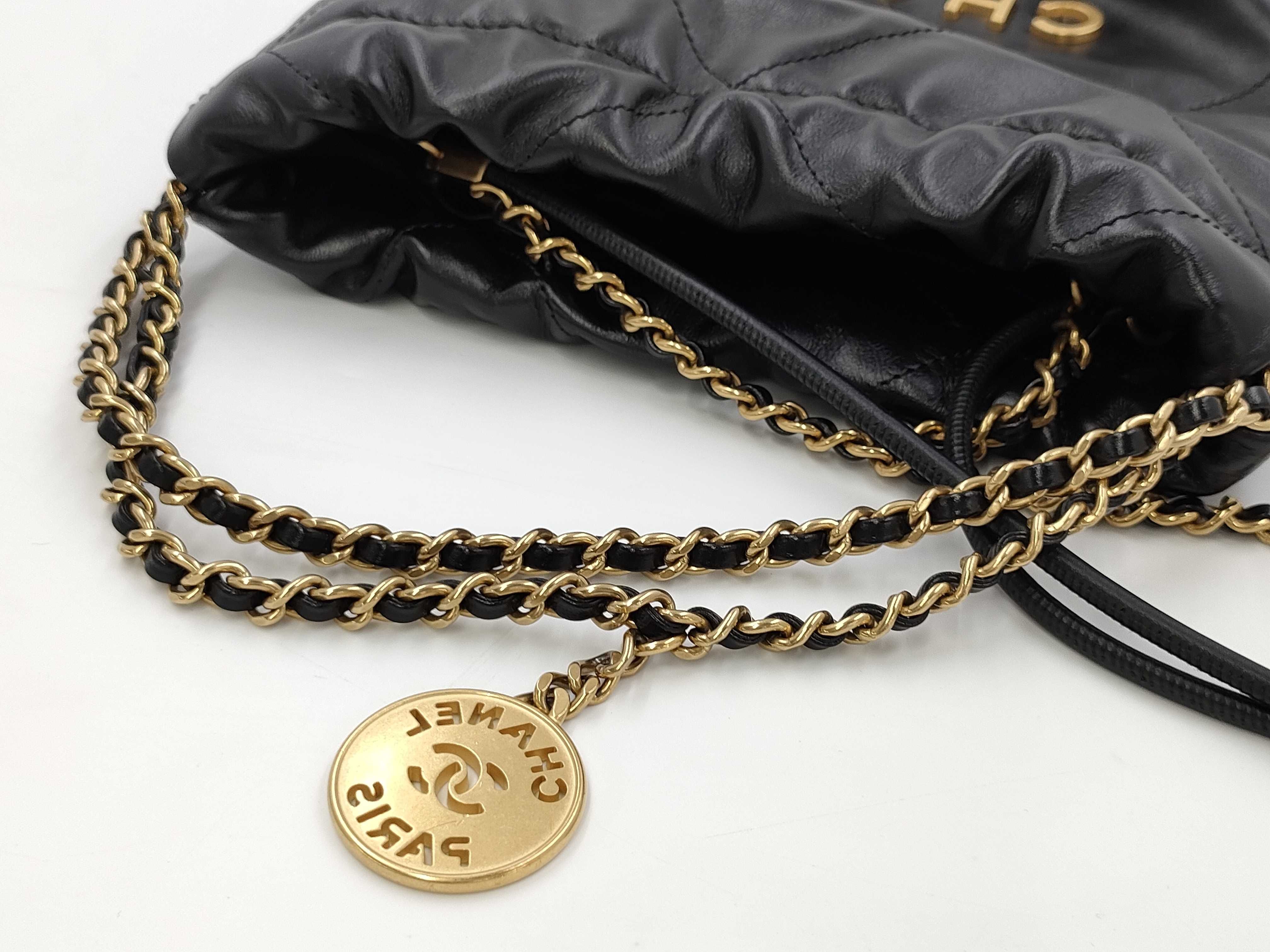 【水曜終了】(10944_0007)CHANEL カーフ 22 シャイニー ショルダーバッグ