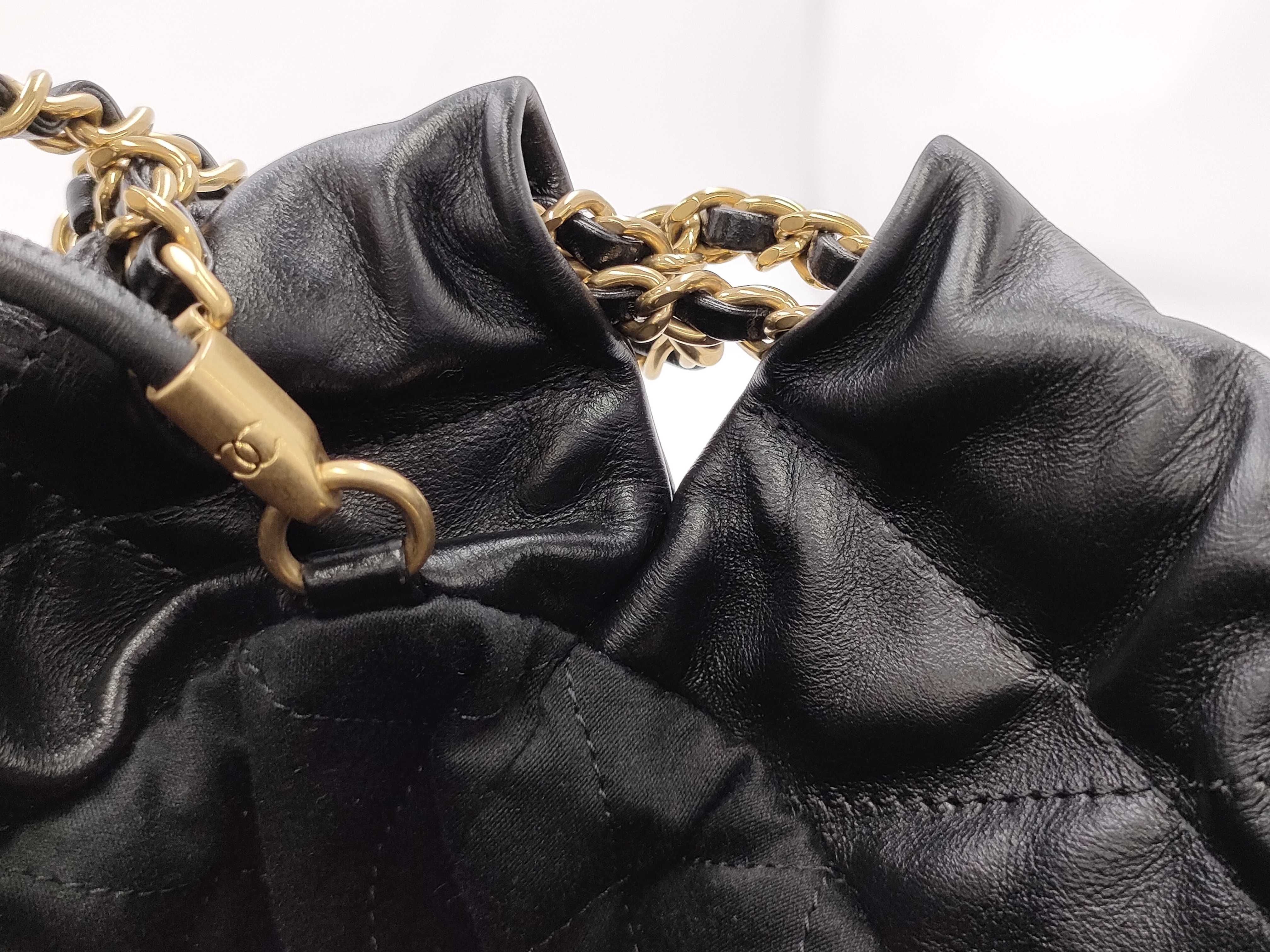 【水曜終了】(10944_0007)CHANEL カーフ 22 シャイニー ショルダーバッグ