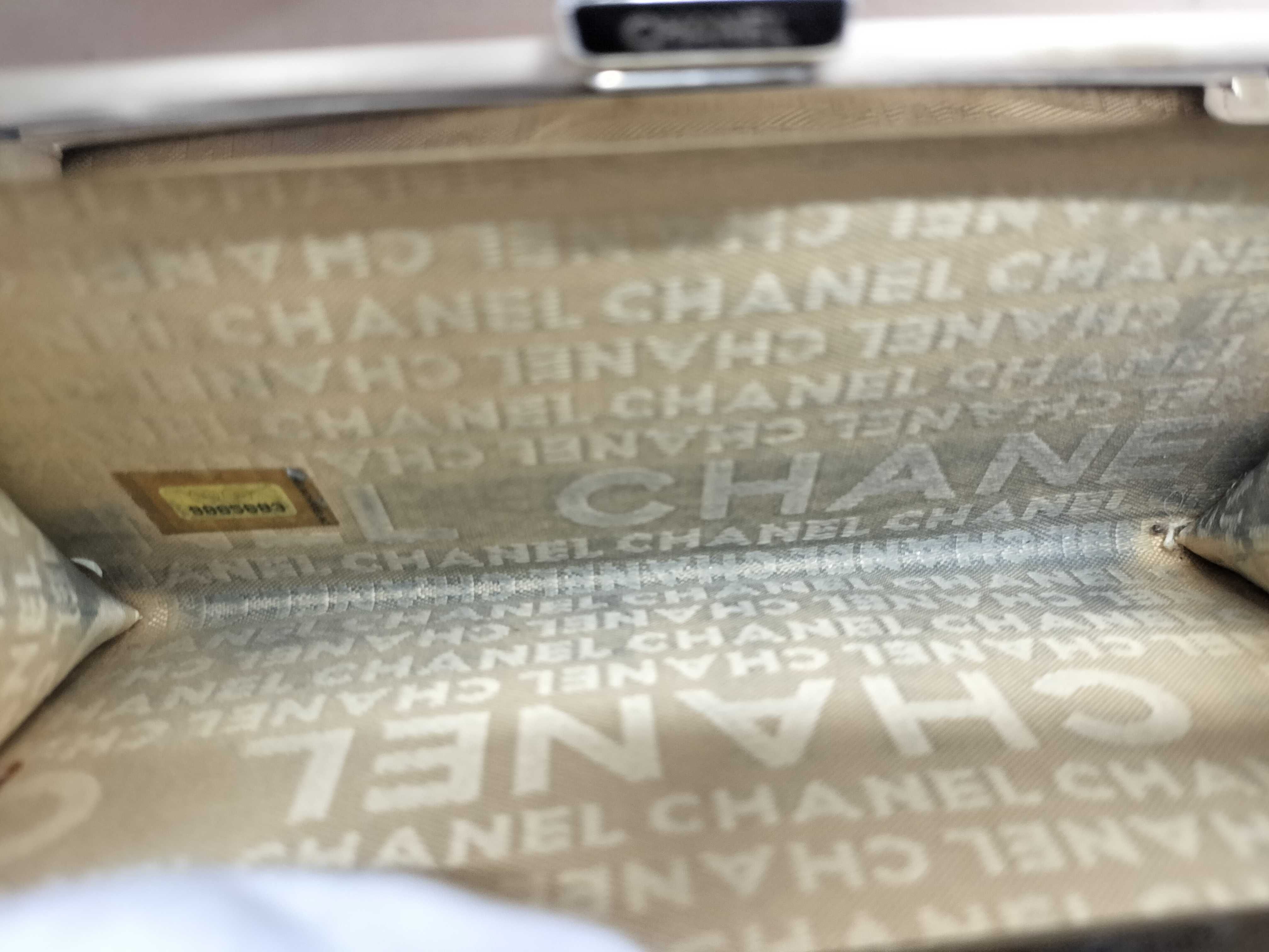 【水曜終了】(10944_0002)CHANEL シャネル アイコン ラムスキン 財布 ココマーク ホワイト