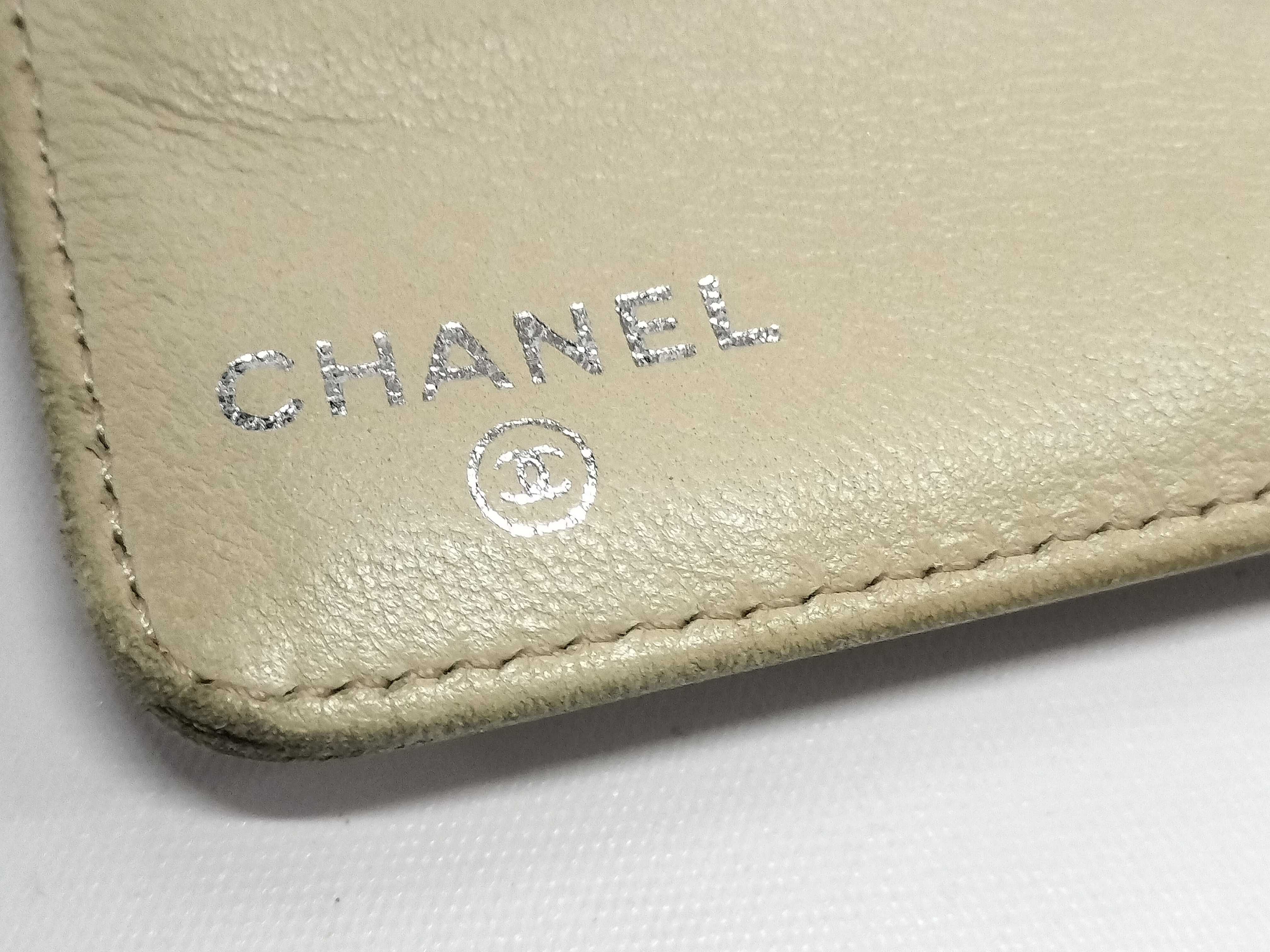 【水曜終了】(10944_0002)CHANEL シャネル アイコン ラムスキン 財布 ココマーク ホワイト