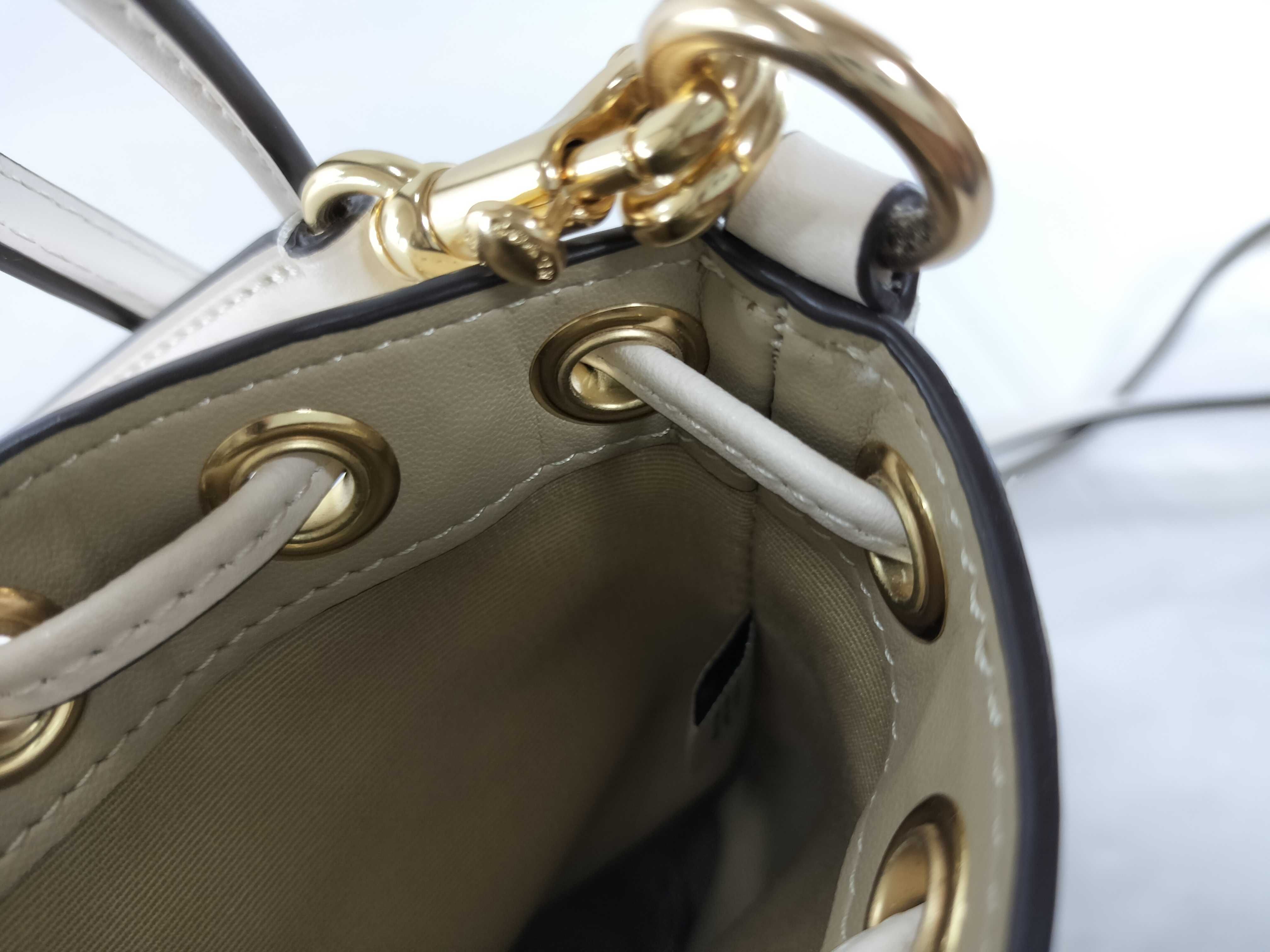 【水曜終了】(10698_0071)COACH CAL11 ミニバケット ストロベリープリント 2WAY ショルダーバッグ