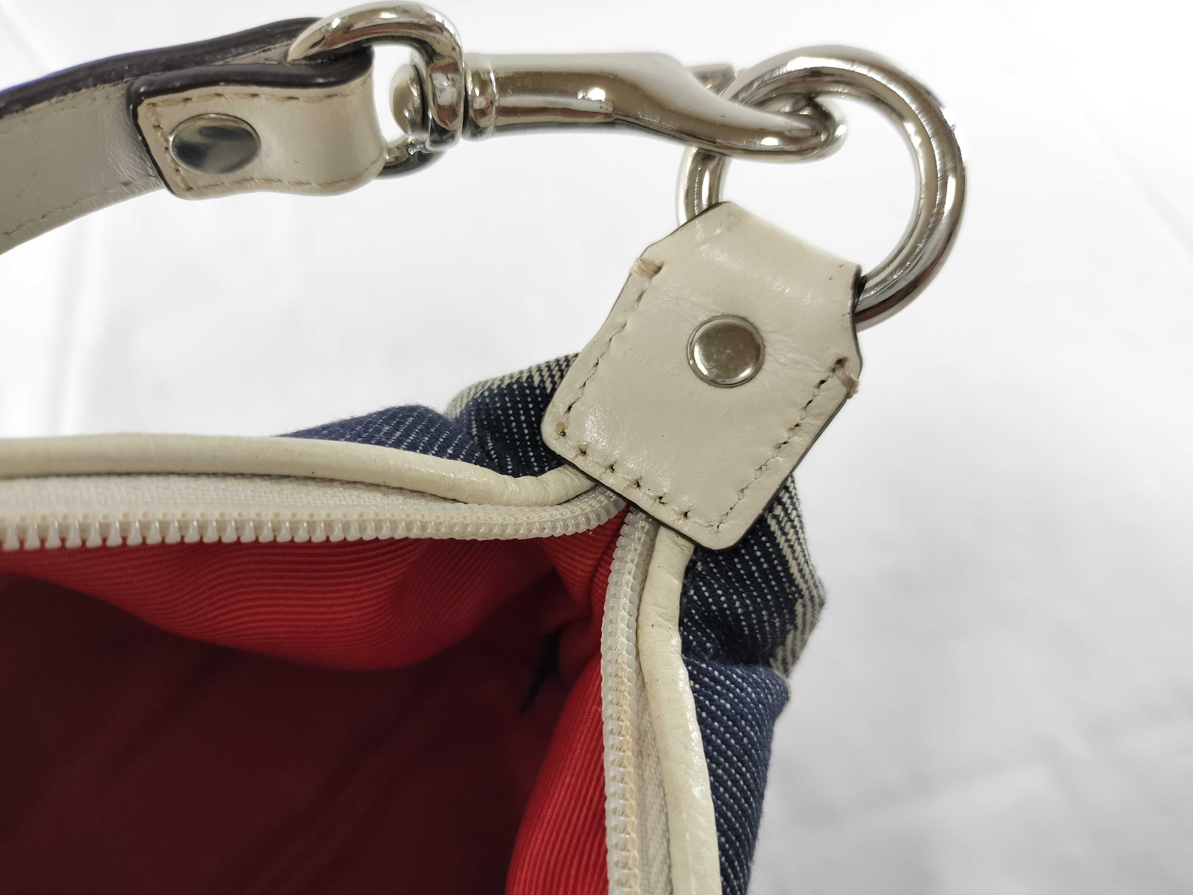 【水曜終了】(10698_0072)COACH デニム シグネチャー ミニハンド ハンドバッグ