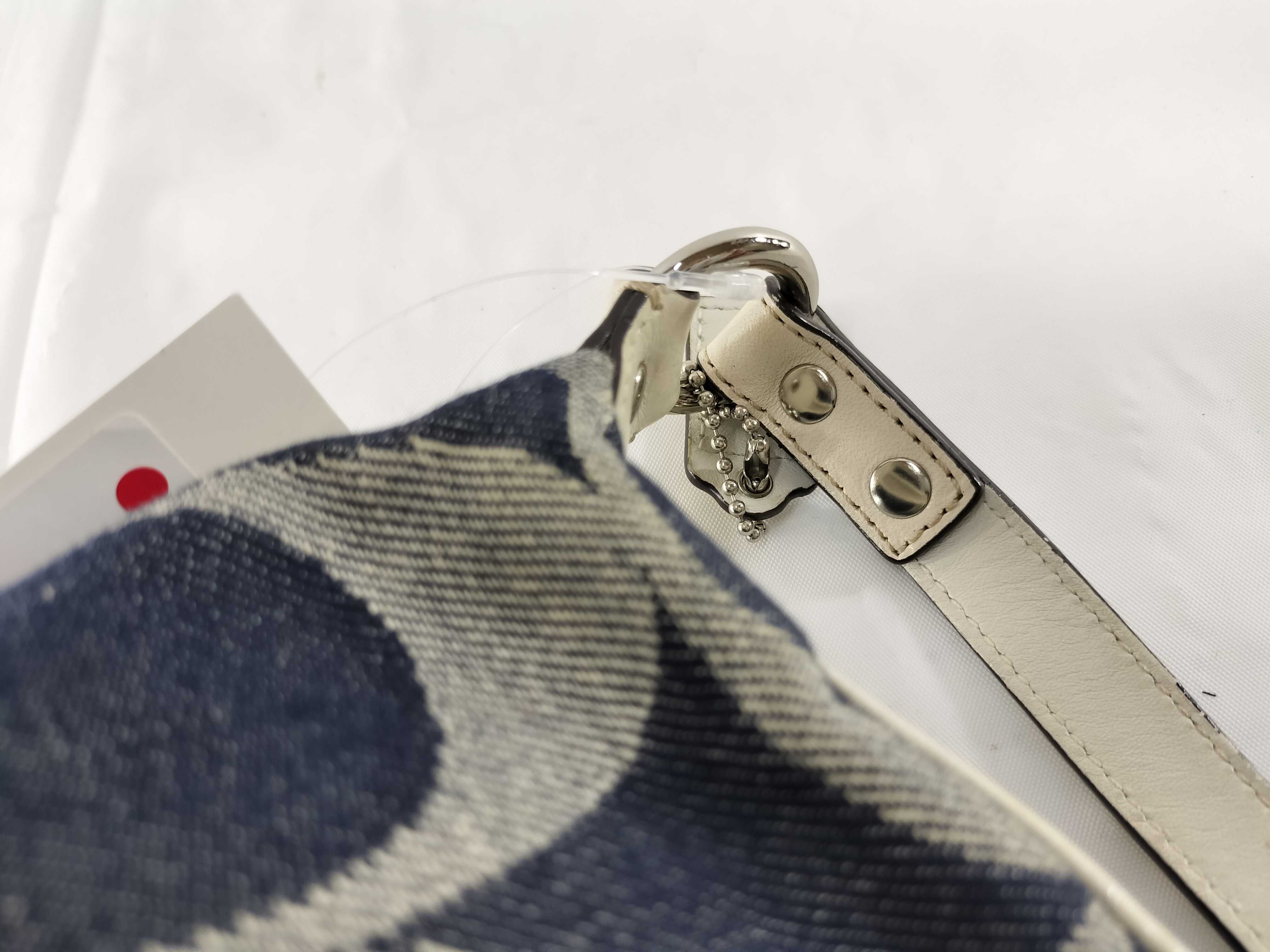 【水曜終了】(10698_0072)COACH デニム シグネチャー ミニハンド ハンドバッグ