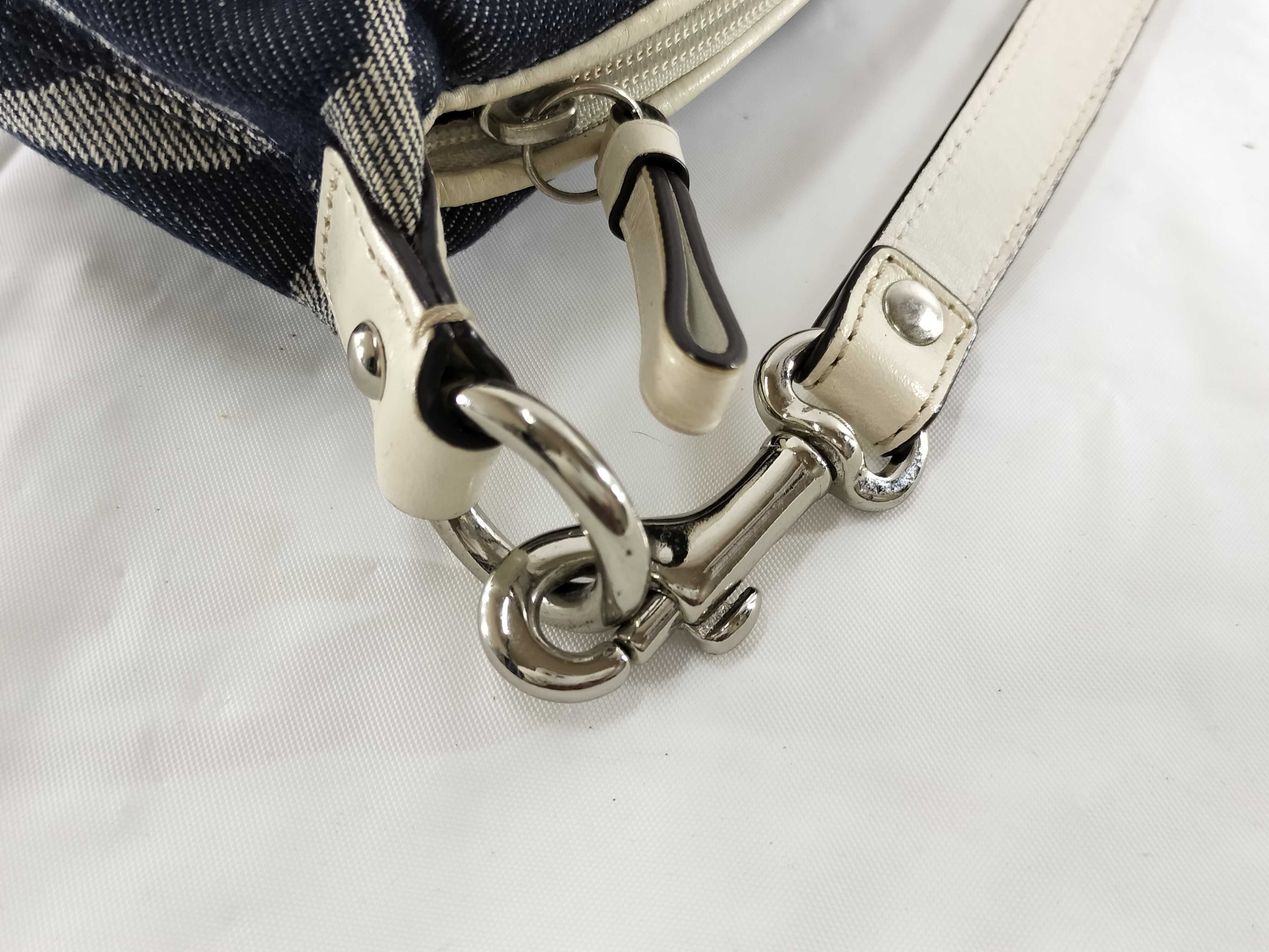 【水曜終了】(10698_0072)COACH デニム シグネチャー ミニハンド ハンドバッグ