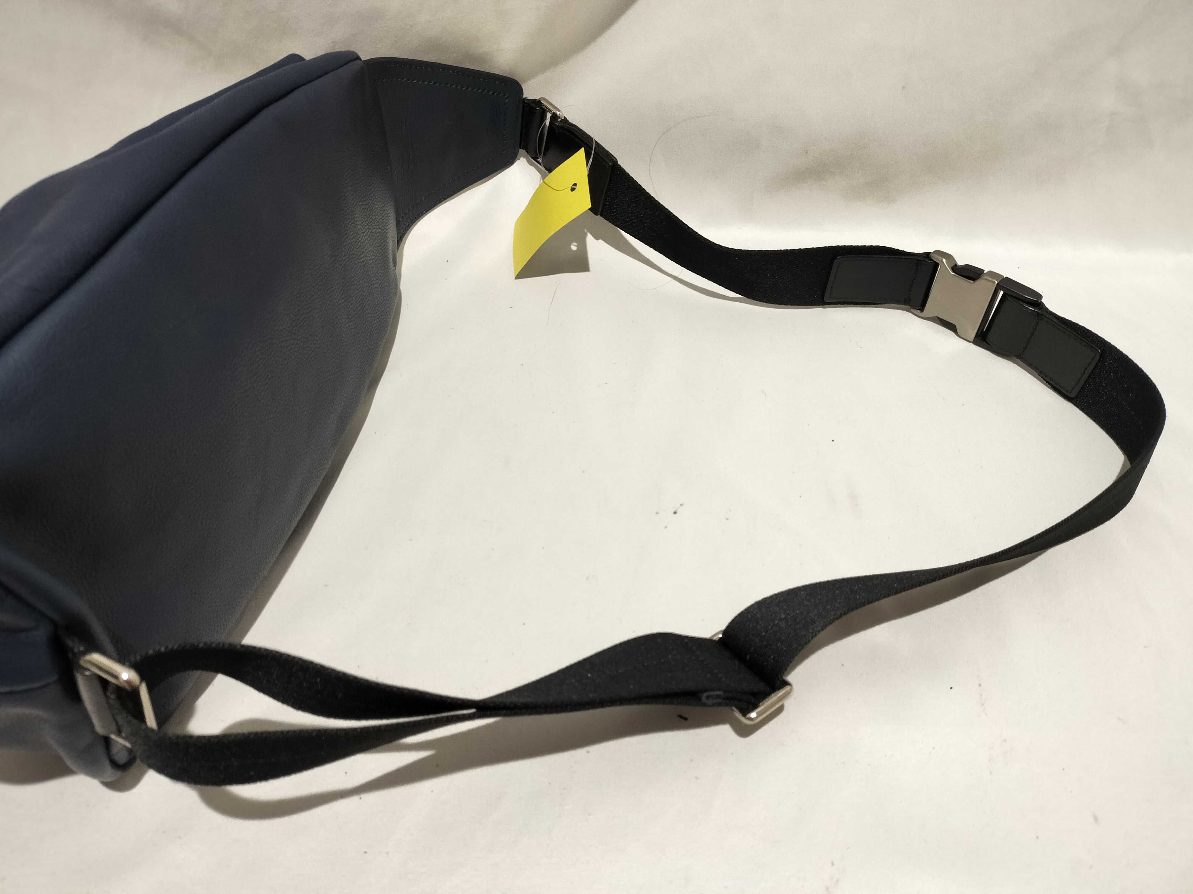 【水曜終了】(10699_0058)COACH ボディバッグ 70360 ネイビー ショルダーバッグ