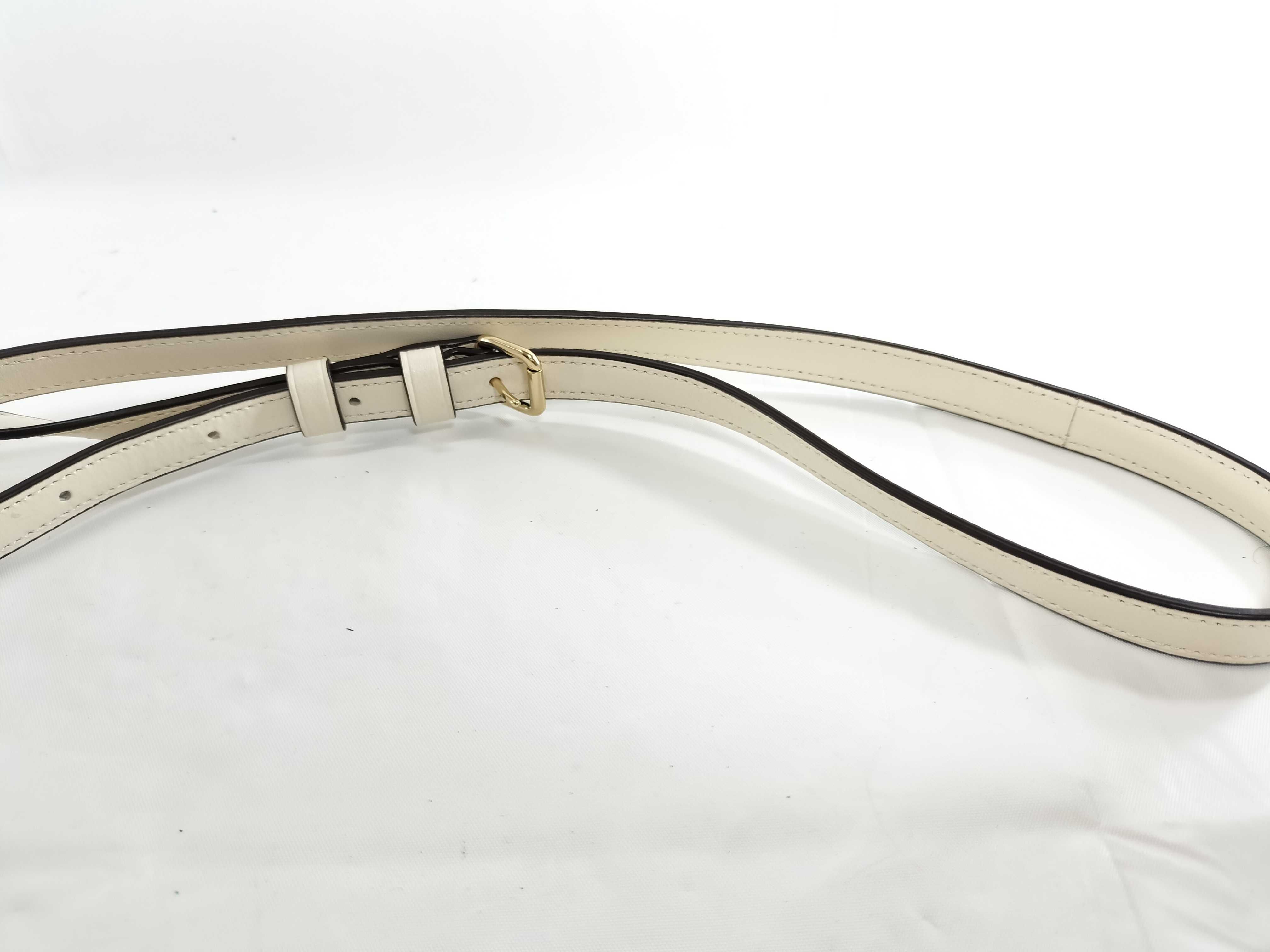 【水曜終了】(10698_0064)COACH シグネチャー F29210 ショルダーバッグ