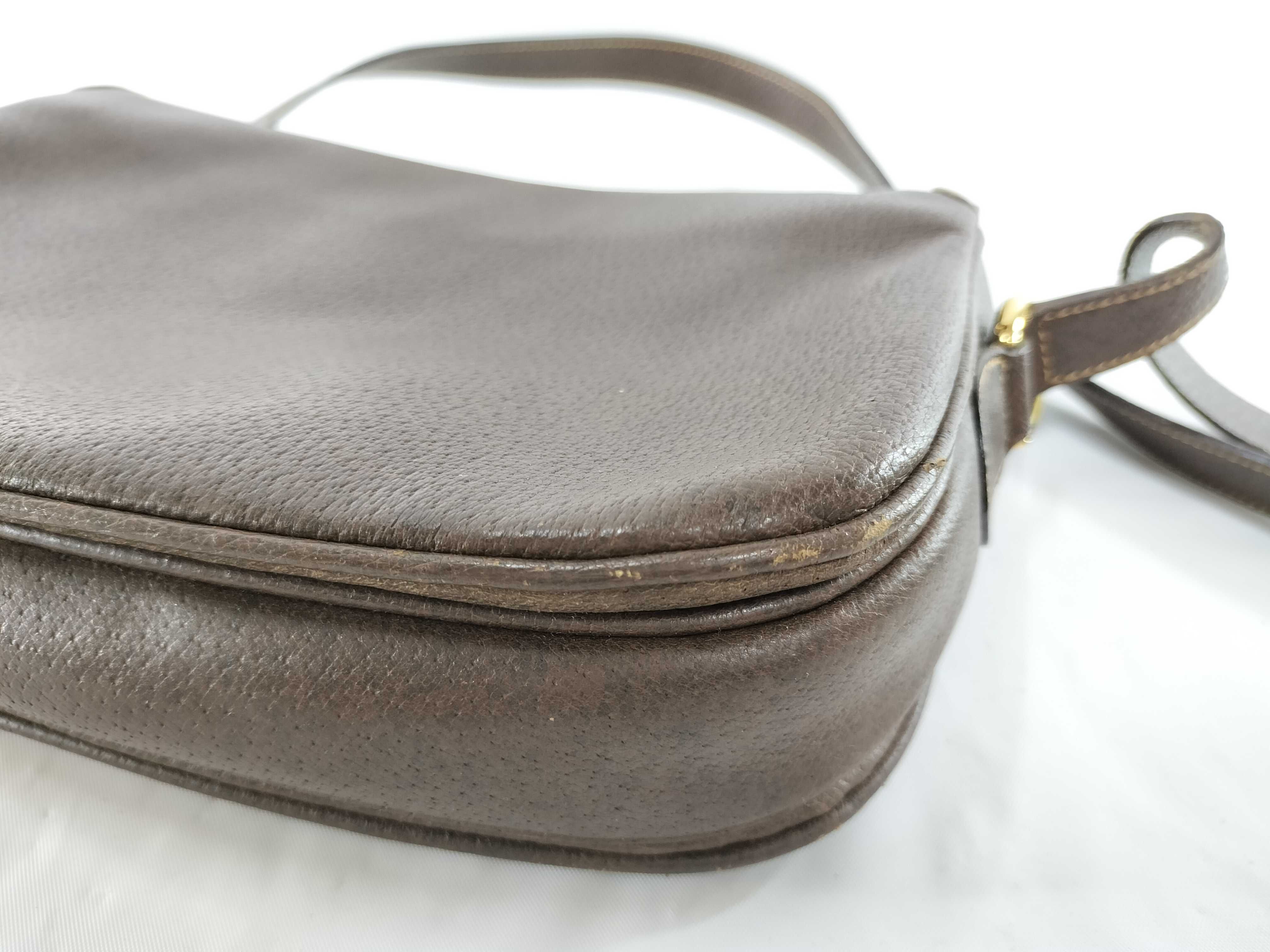 【水曜終了】(10709_0011)GUCCI 001・22・0912 ショルダーバッグ