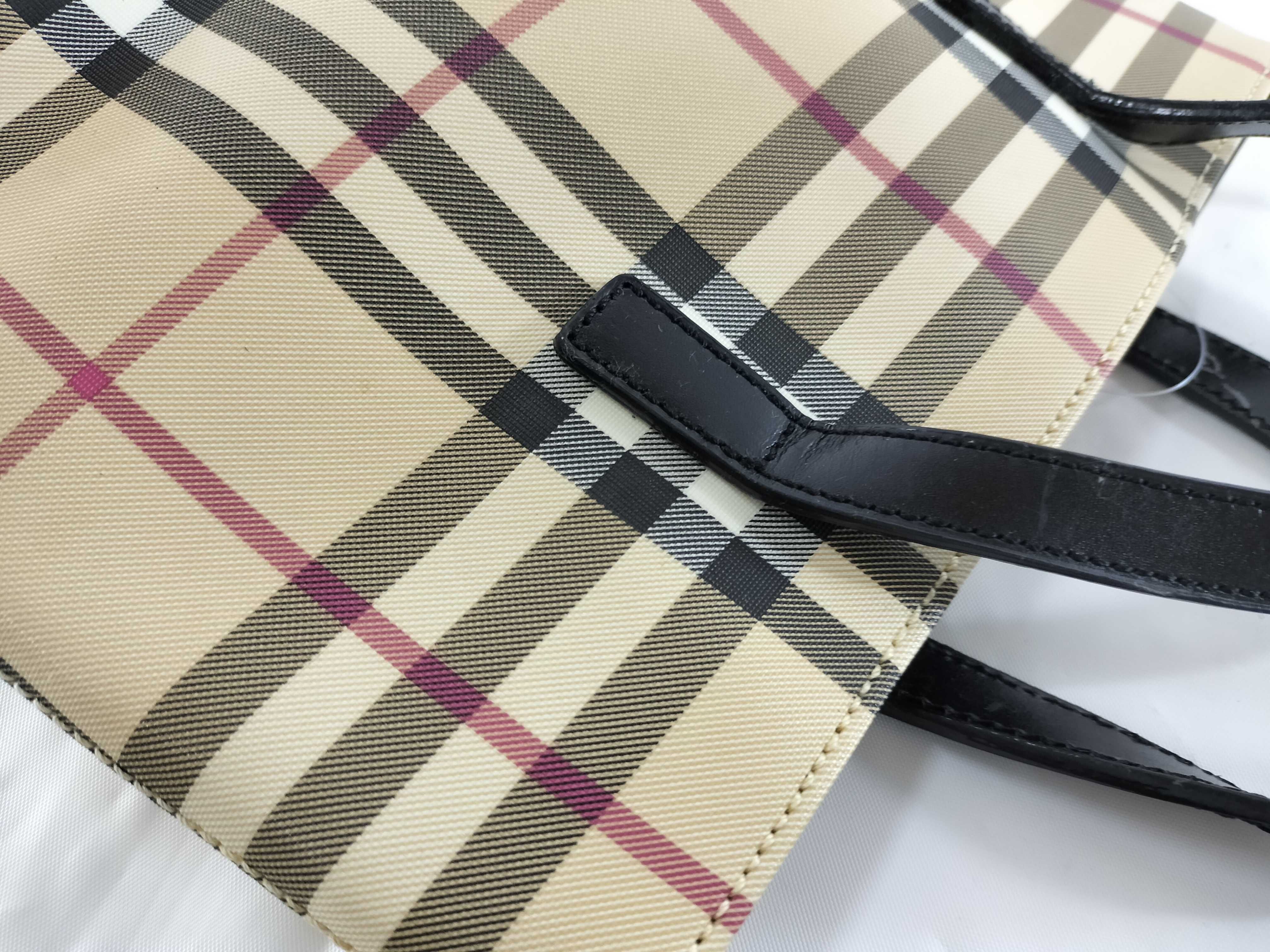 【水曜終了】(10702_0038)BURBERRY ノバチェック ハンドバッグ ブラック トートバッグ