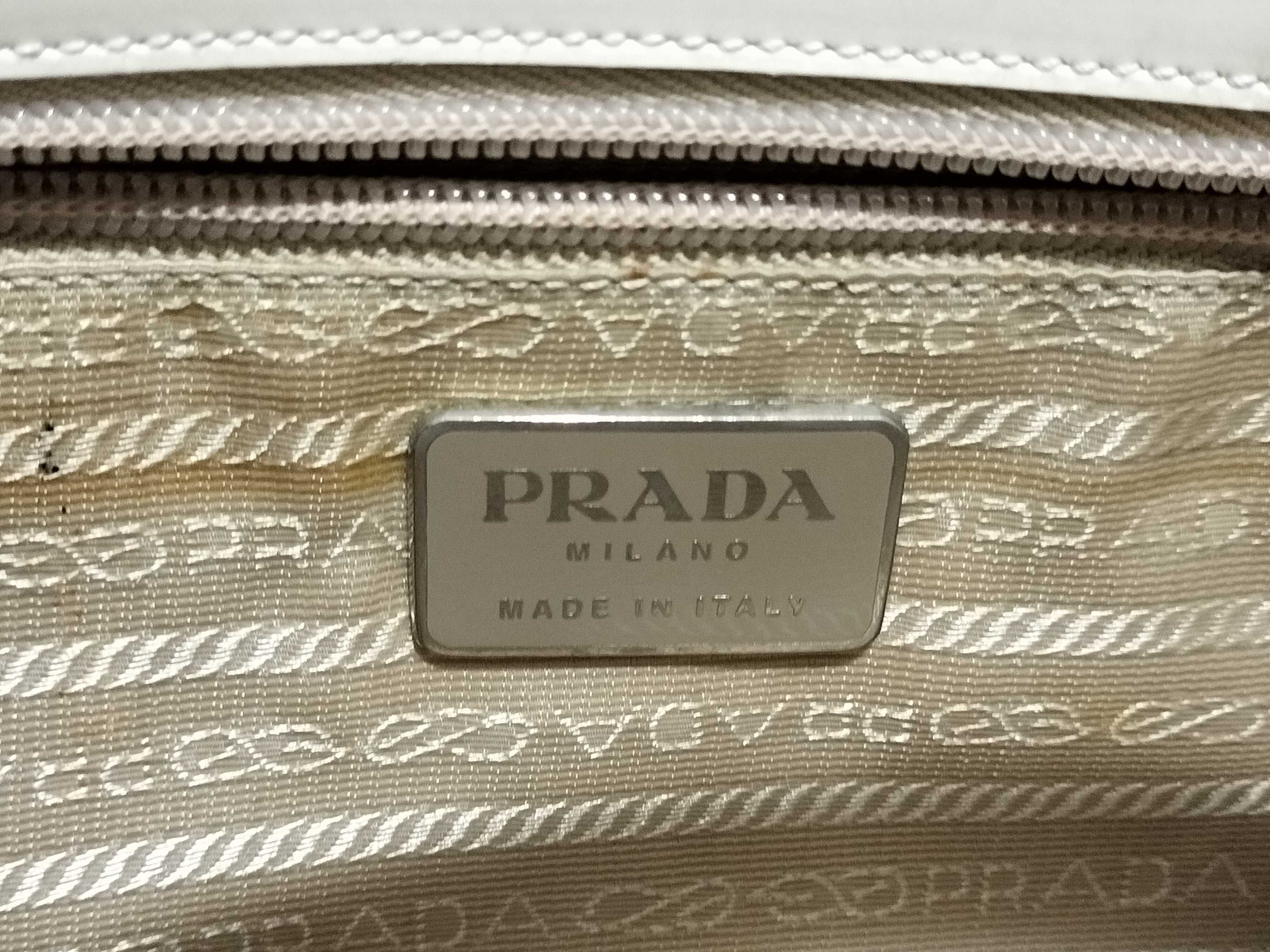 【水曜終了】(10709_0095)PRADA プラスチックハンドル パテント ハンドバッグ ハンドバッグ