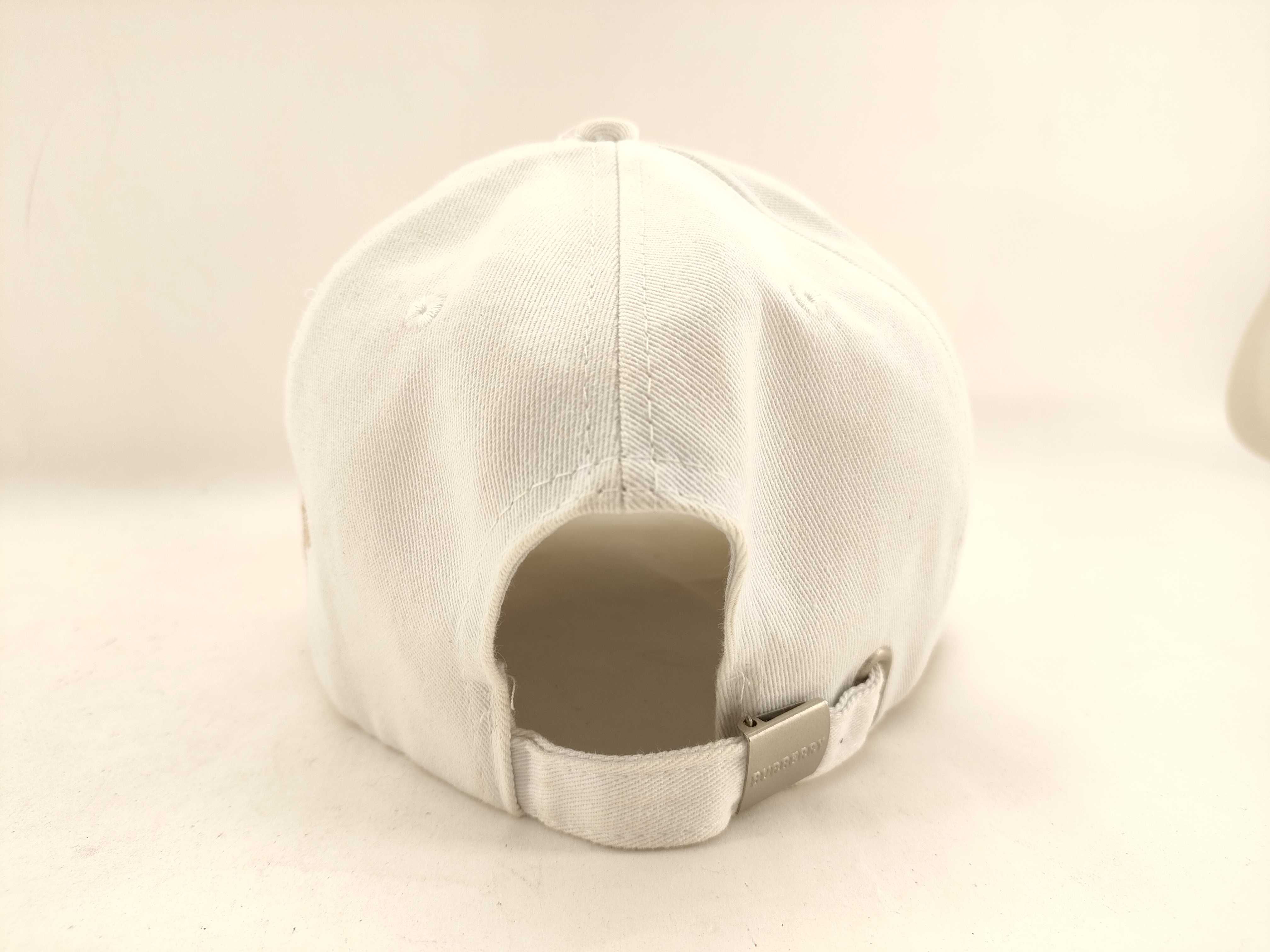 【水曜終了】(10700_0052)BURBERRY ホワイト キャップ その他小物