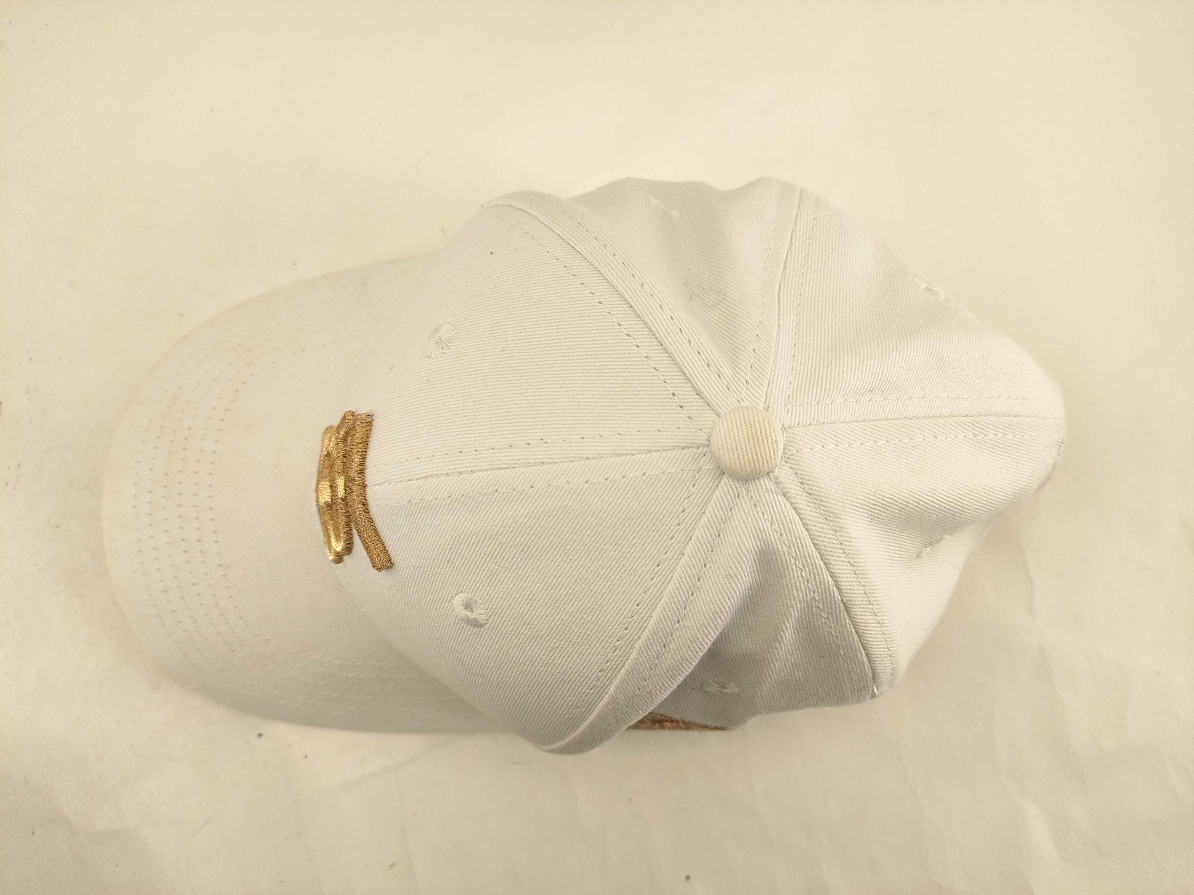 【水曜終了】(10700_0052)BURBERRY ホワイト キャップ その他小物