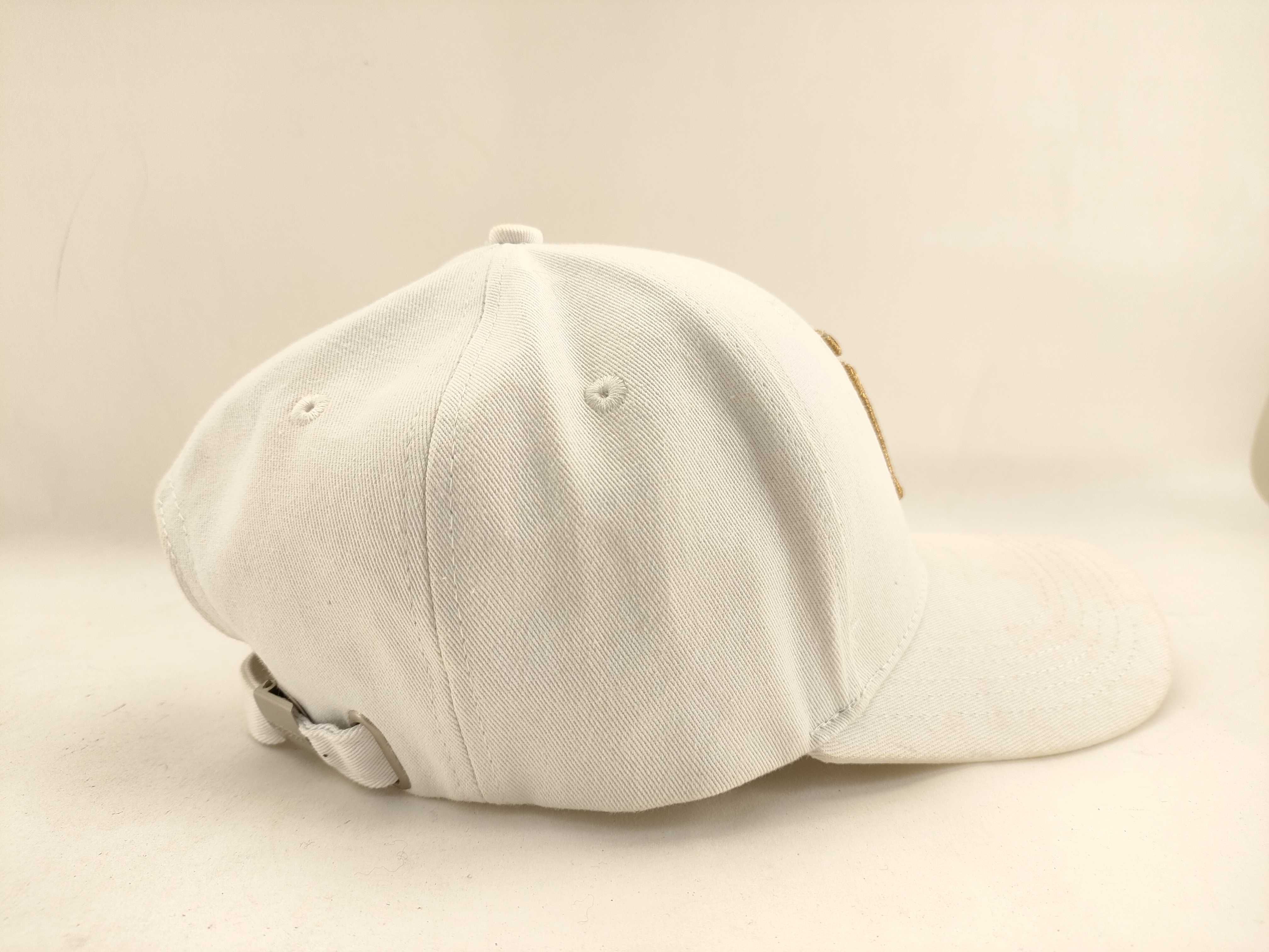 【水曜終了】(10700_0052)BURBERRY ホワイト キャップ その他小物