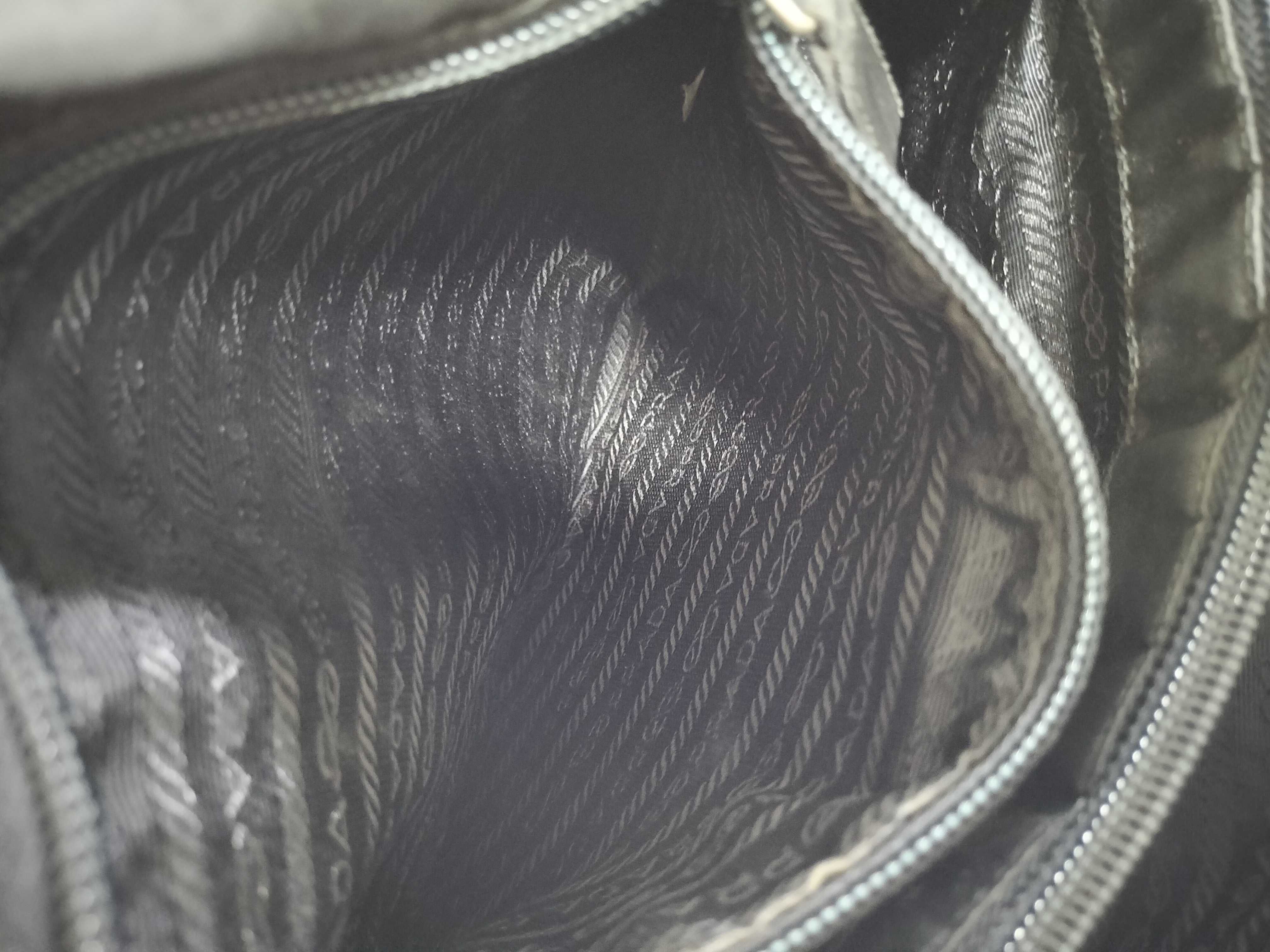 【水曜終了】(10709_0101)PRADA ナイロン 黒 マチ無し ハンド トートバッグ