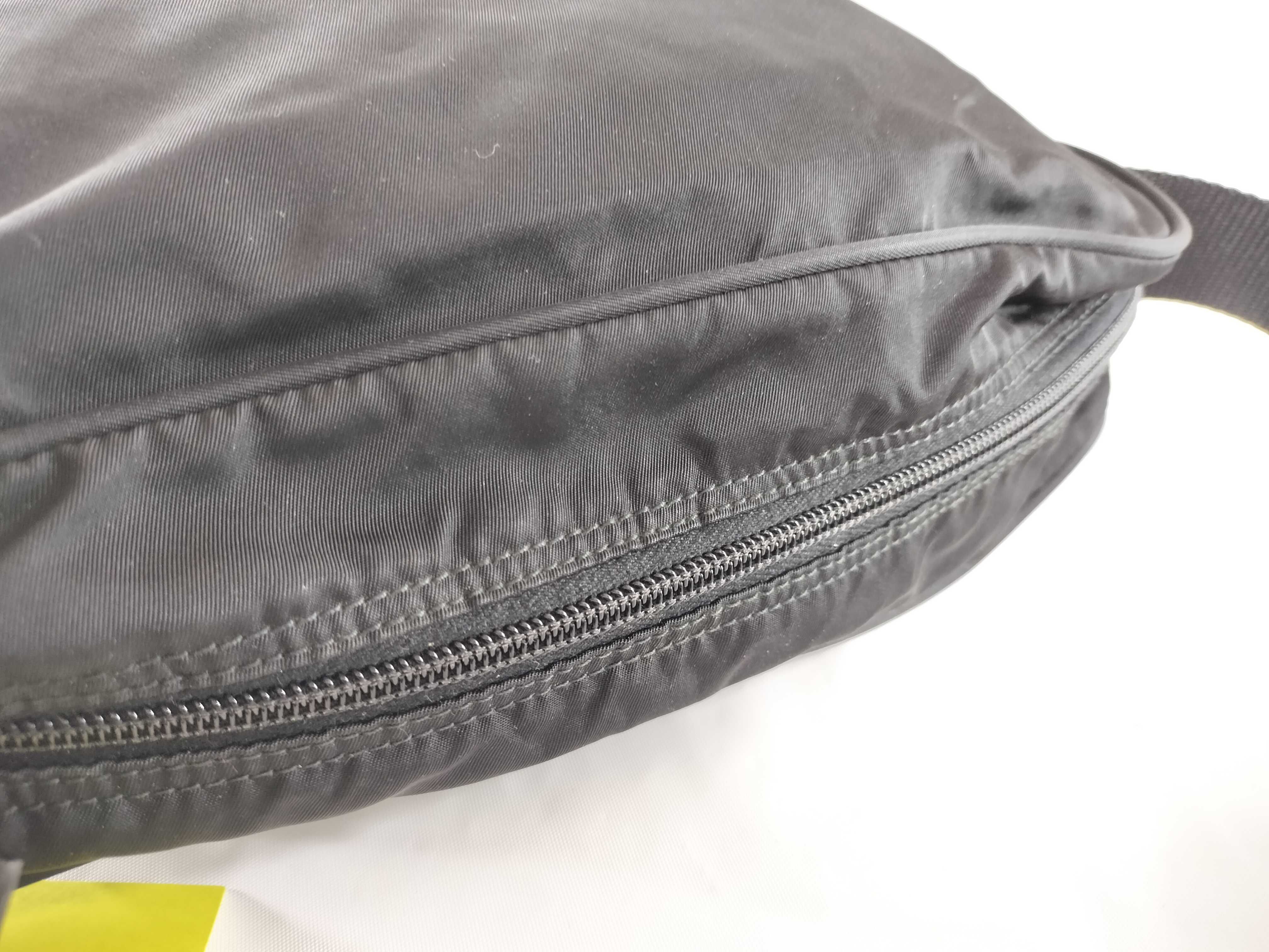 【水曜終了】(10709_0102)PRADA ナイロン テスート ボディバッグ ショルダーバッグ