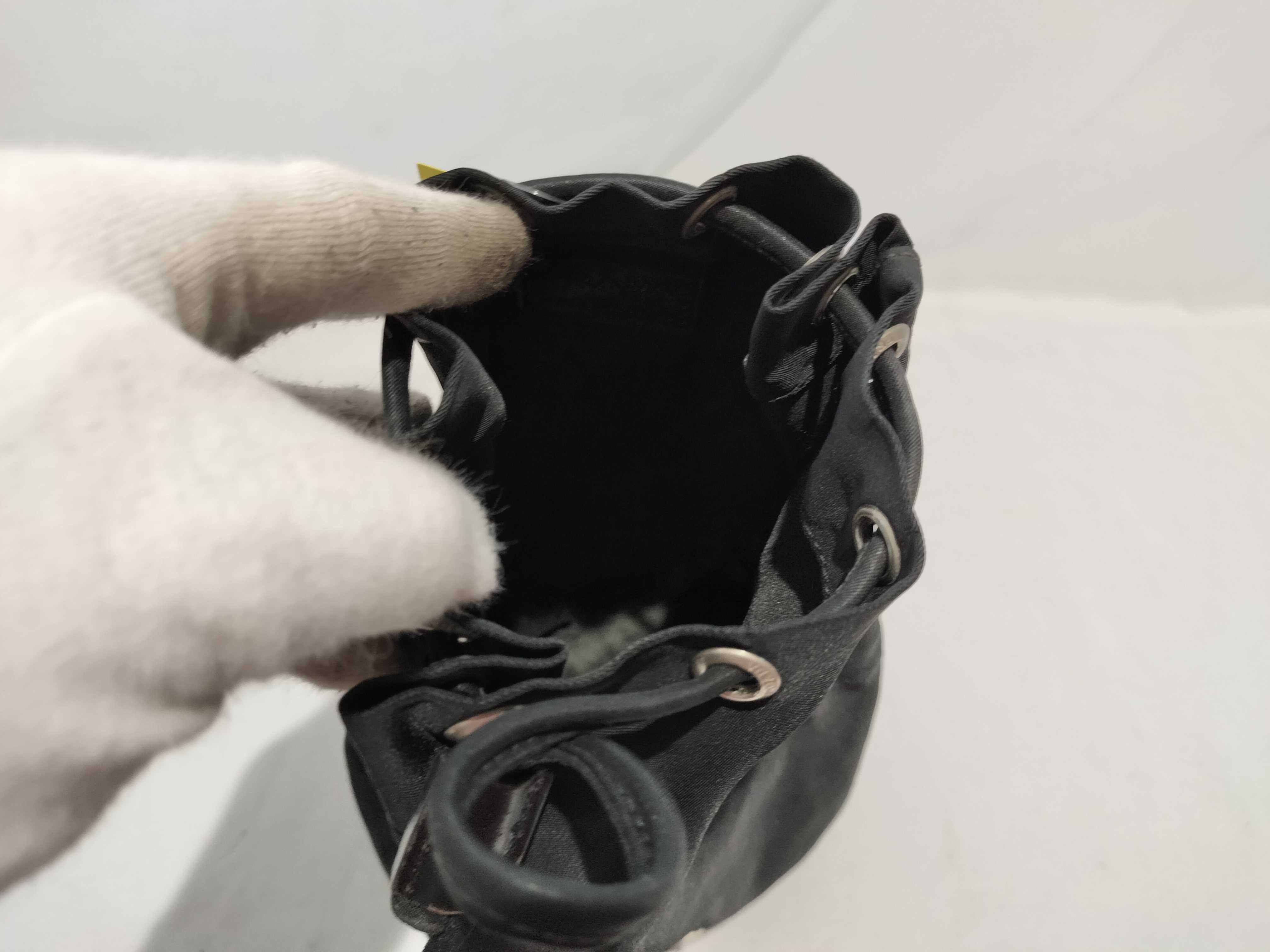 【水曜終了】(10709_0119)PRADA ナイロン 巾着ポーチ ポーチ