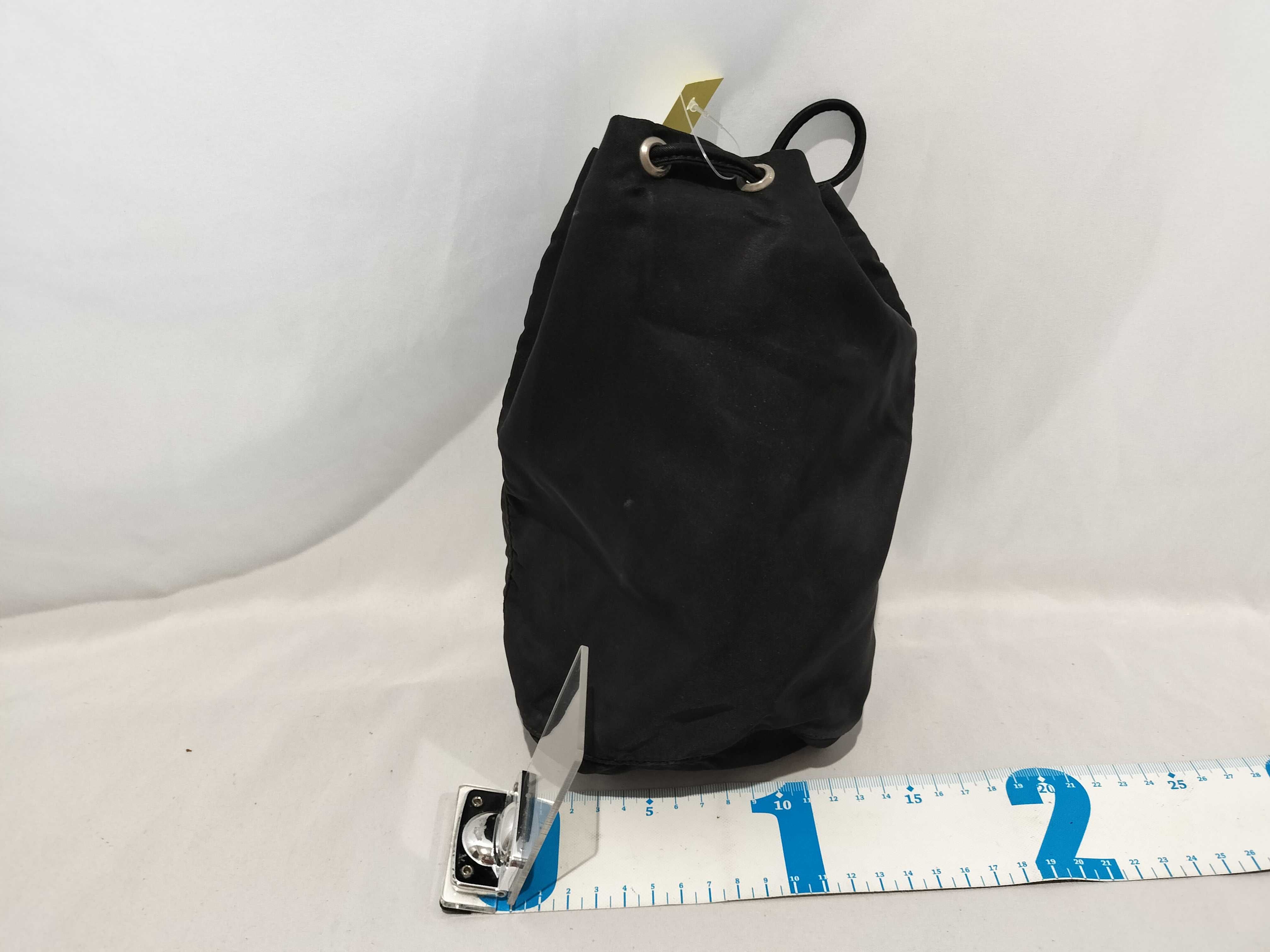 【水曜終了】(10709_0119)PRADA ナイロン 巾着ポーチ ポーチ