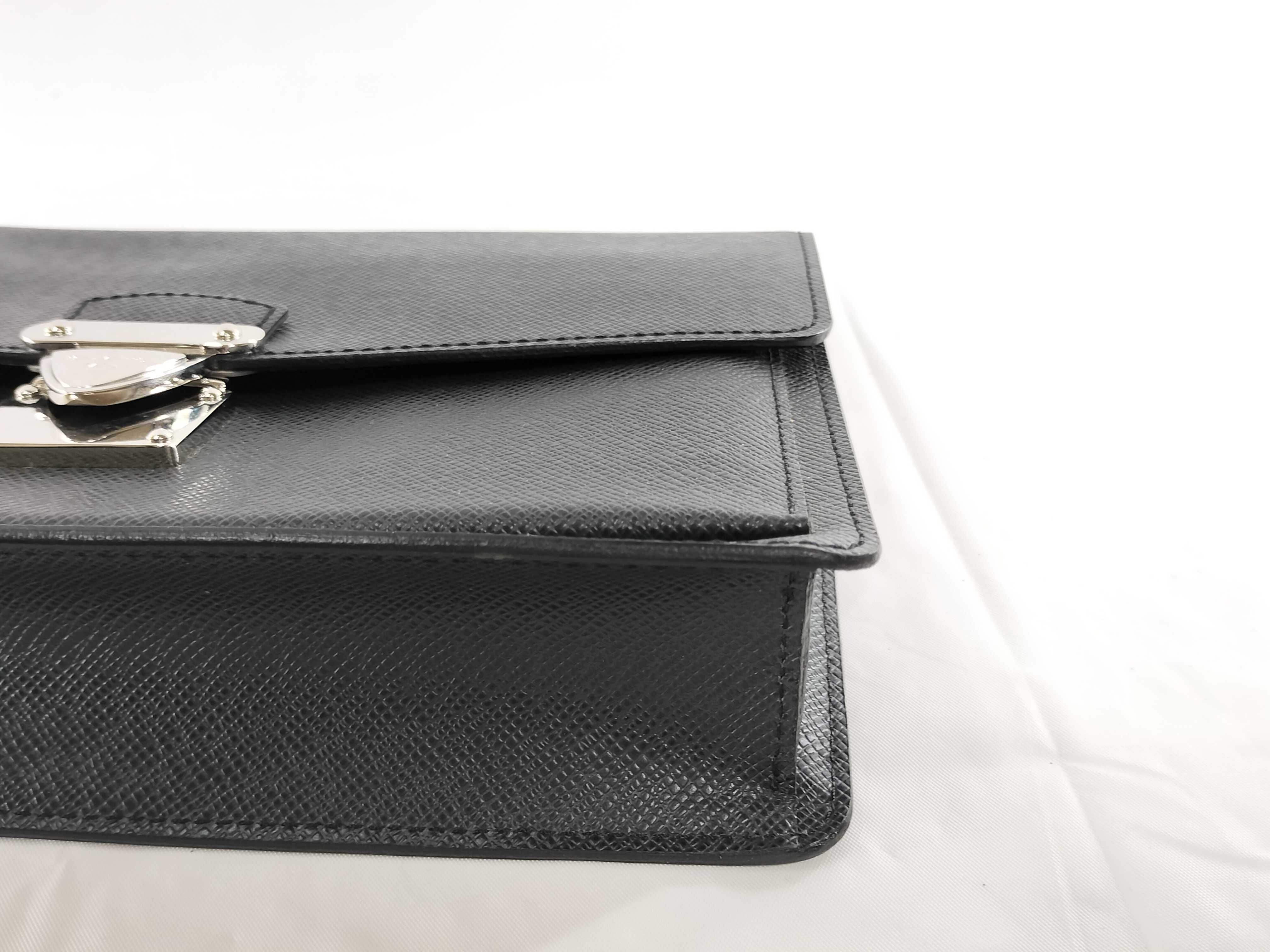 【水曜終了】(10697_0044)LOUIS VUITTON タイガ ベライヤ セカンドバッグ