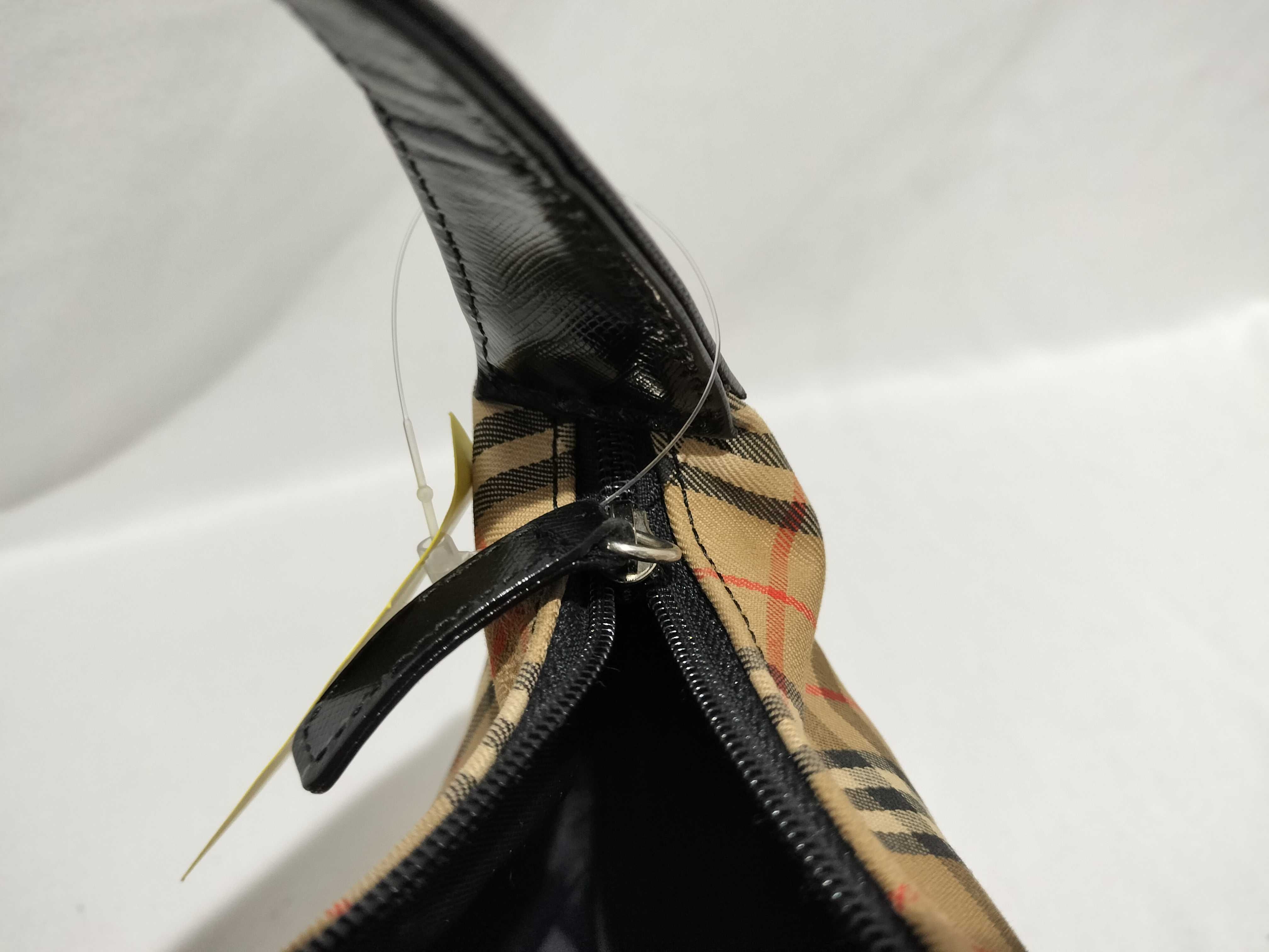 【水曜終了】(10699_0133)BURBERRY バーバリーズ ハンドポーチ ハンドバッグ