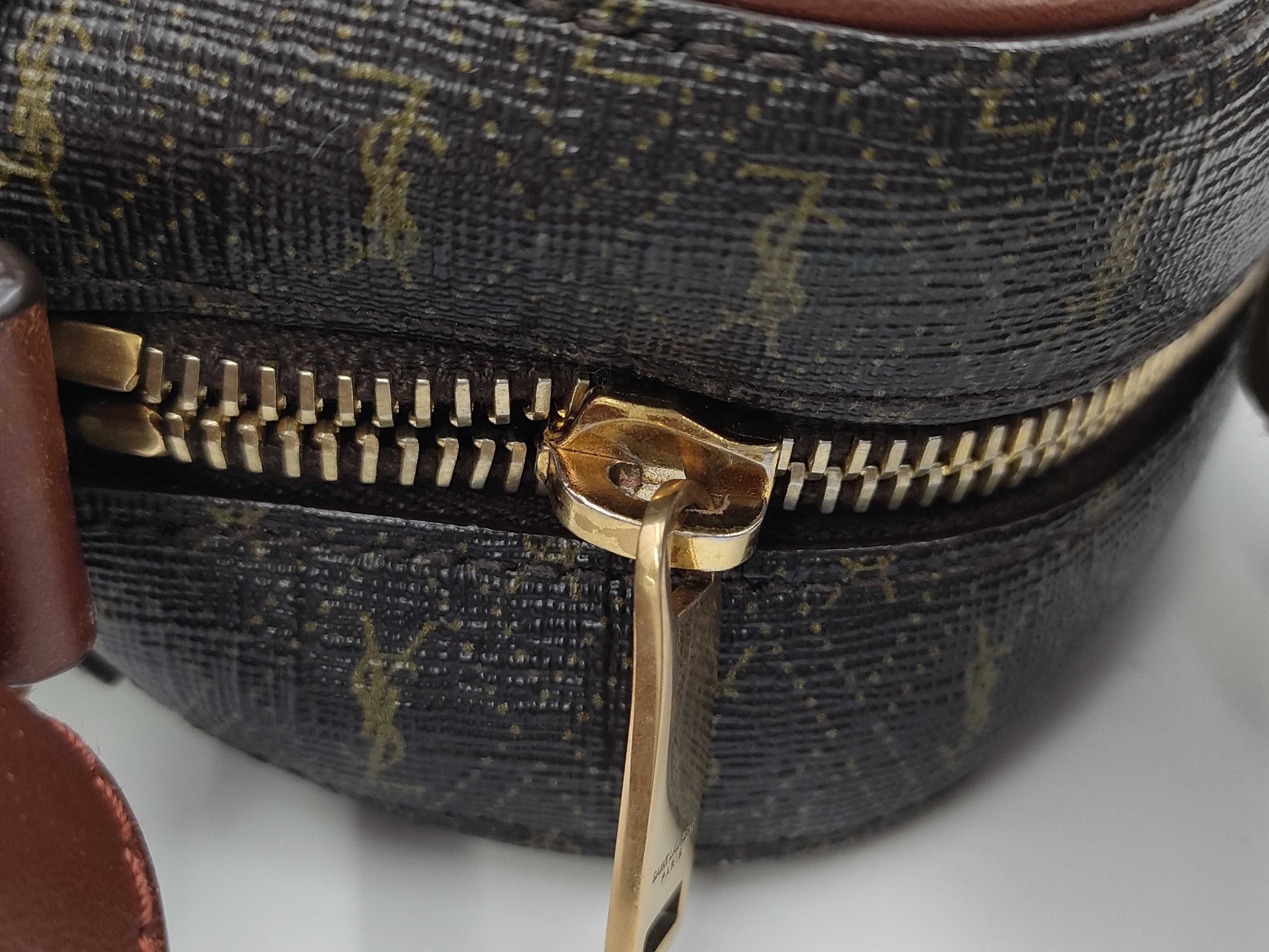 【水曜終了】(10936_0142)SAINT LAURENT Yves Saint Laurent モノグラム ショルダーバッグ