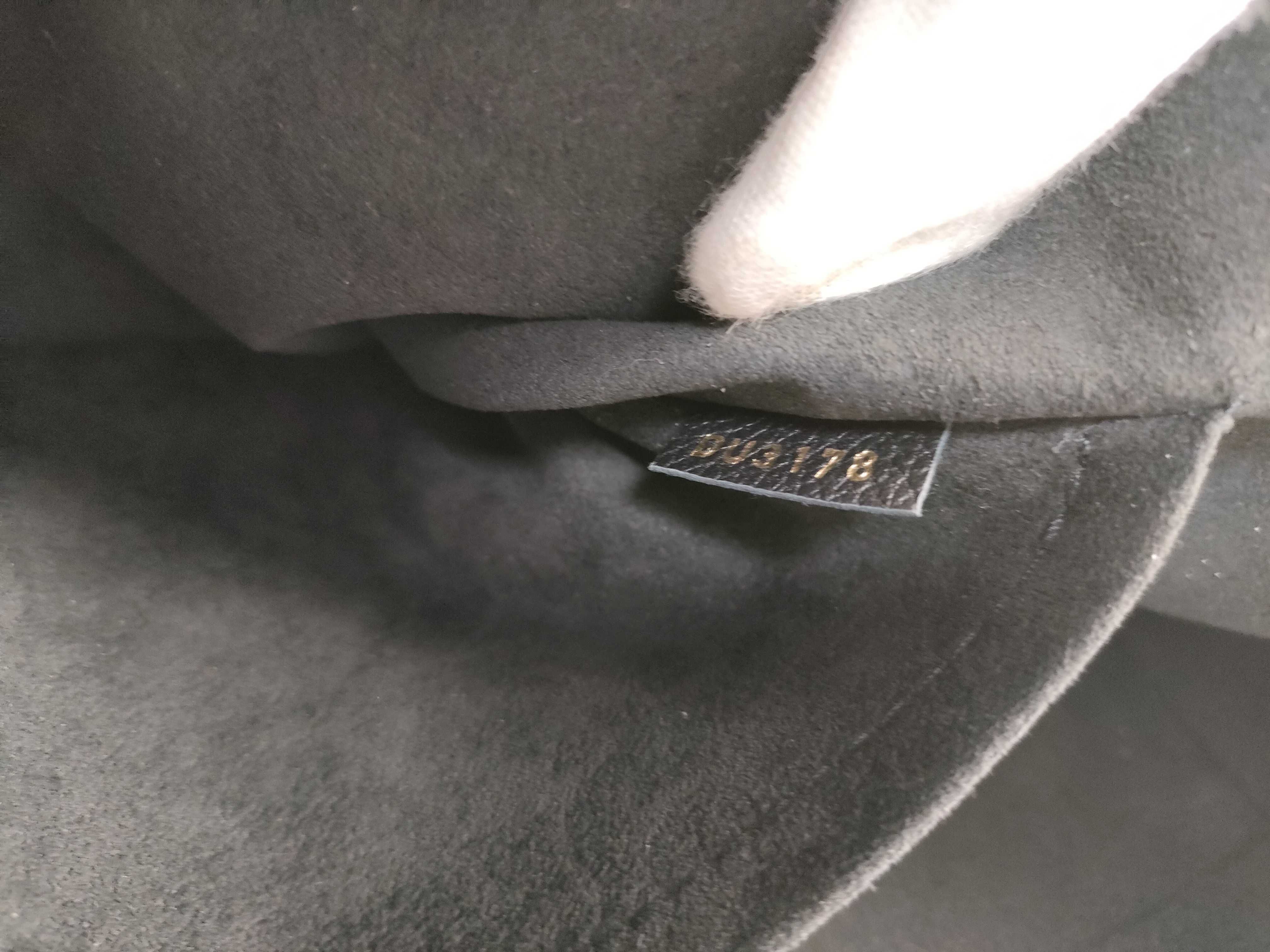 【水曜終了】(10699_0165)BALENCIAGA パンチングロゴ リュック リュックサック