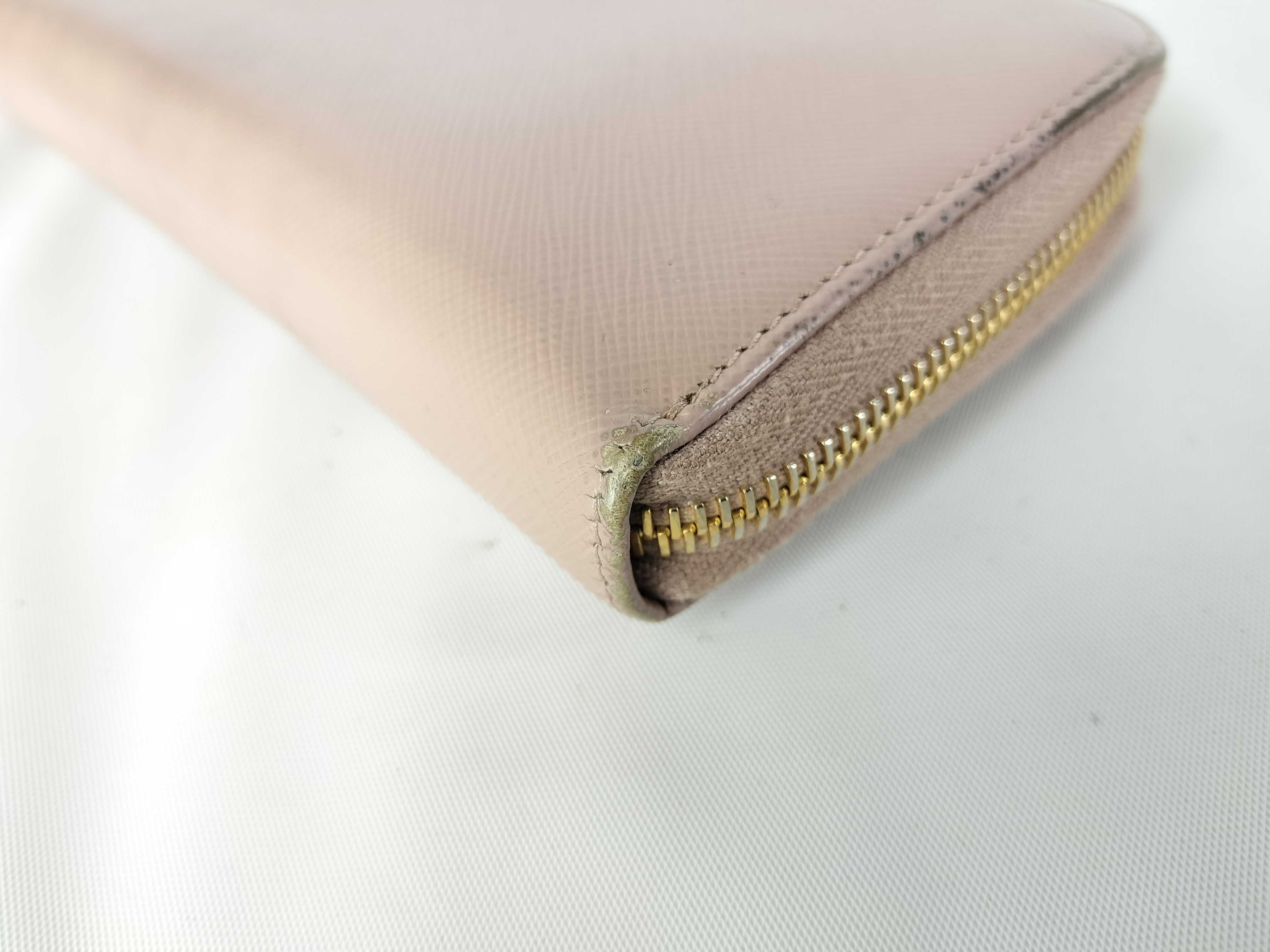 【水曜終了】(10709_0111)PRADA サフィアーノ レザー ラウンドジップ ジッピーウォレット 財布