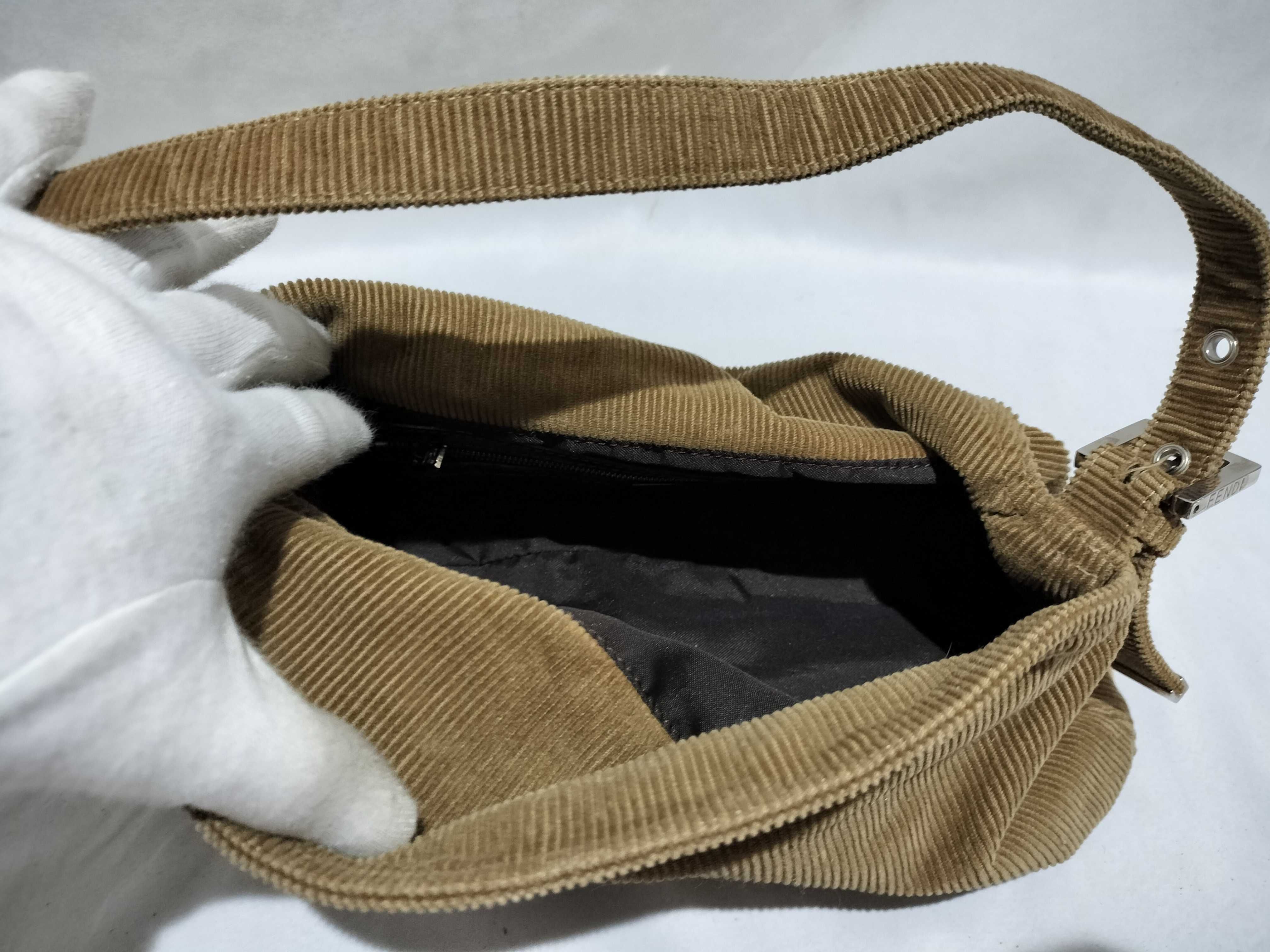 【水曜終了】(10709_0123)FENDI マンマ金具 スエード ワンショル ハンドバッグ