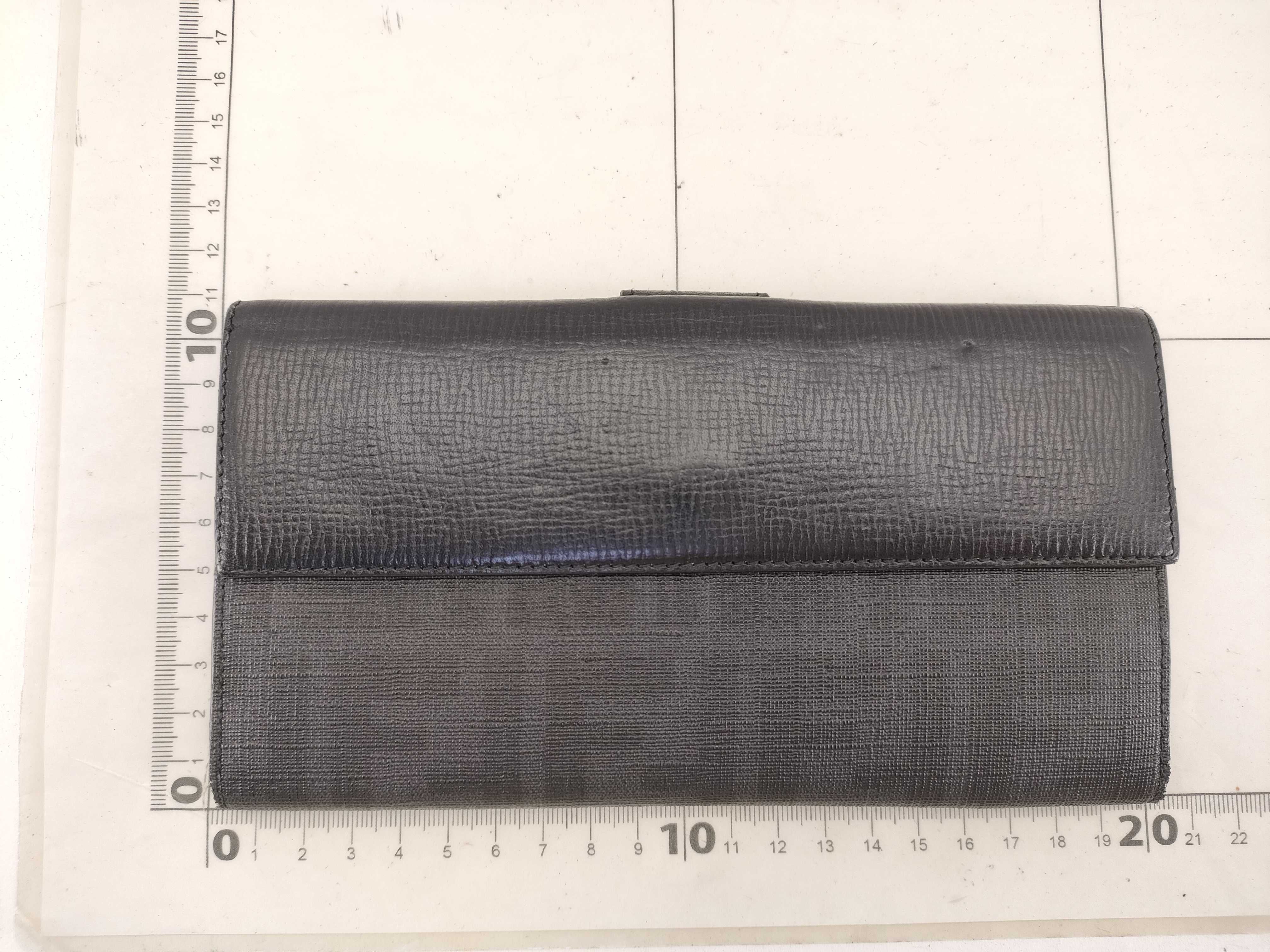 【水曜終了】(10709_0134)FENDI ズッカ柄 長財布/Wホック 財布