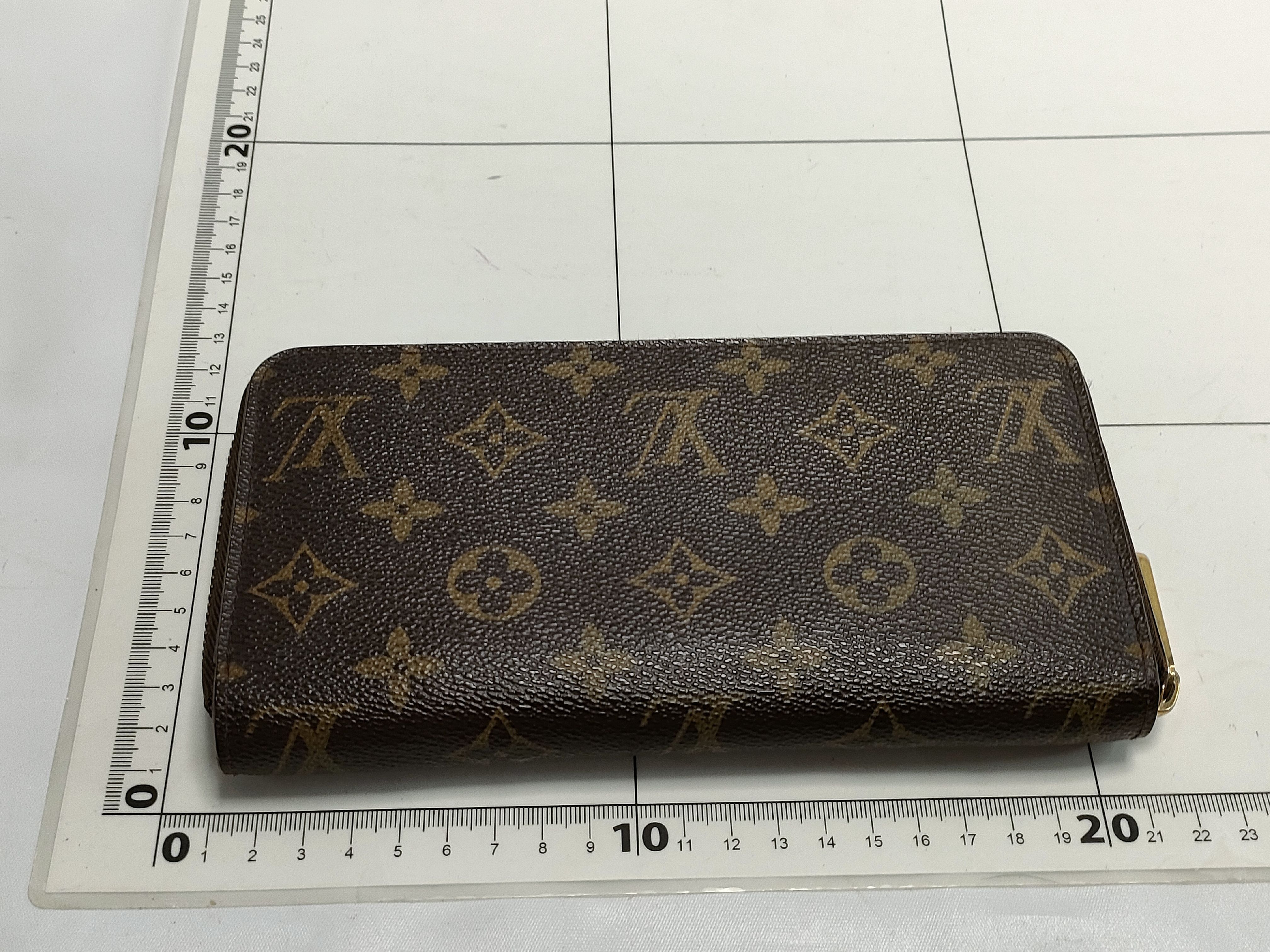 【水曜終了】(10708_0104)LOUIS VUITTON モノグラム ジッピー・ウォレット 財布