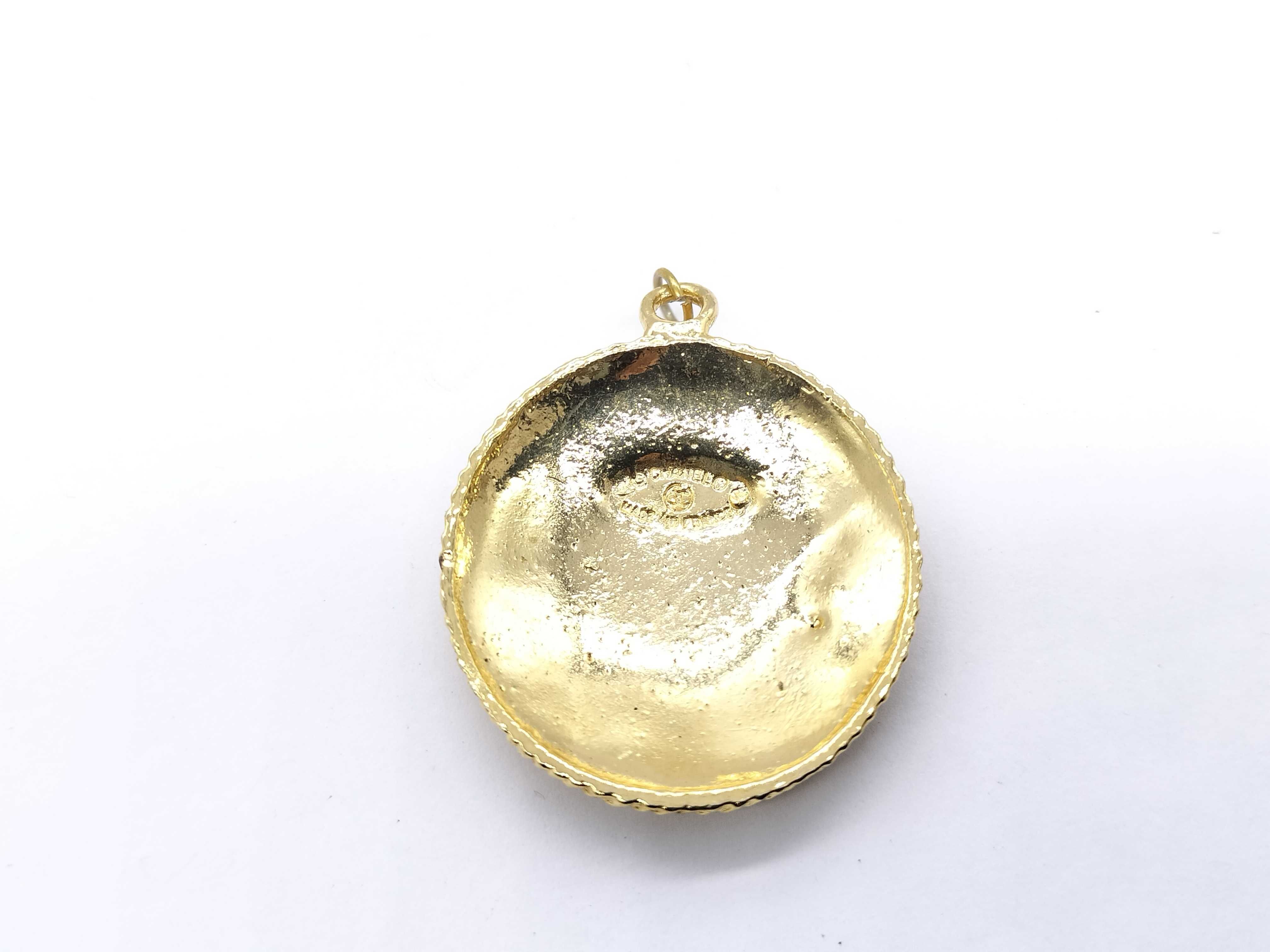 【水曜終了】(10707_0007)▼CHANEL プレート ペンダントトップ