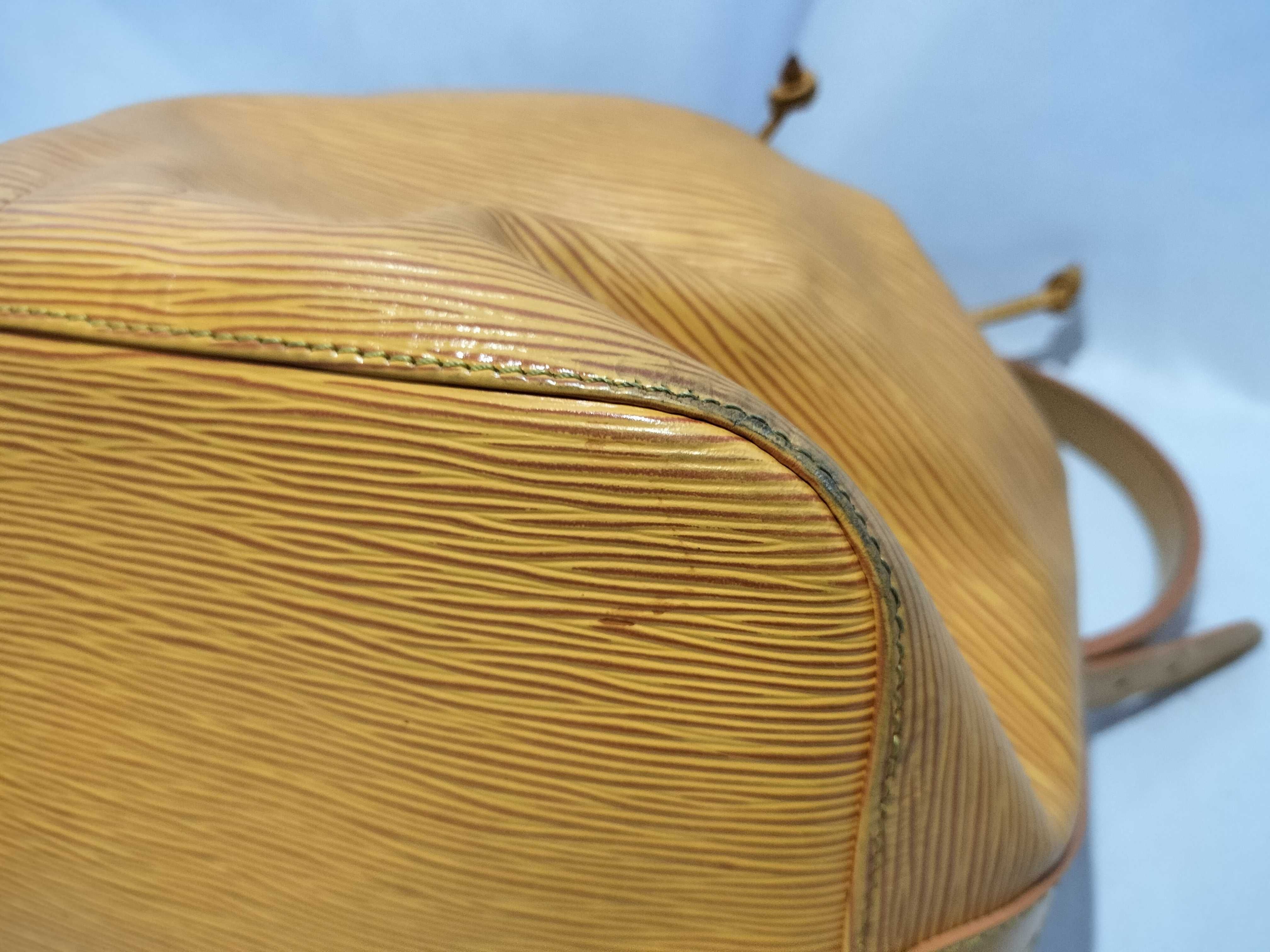 【水曜終了】(10708_0029)LOUIS VUITTON エピ プチノエ ショルダーバッグ