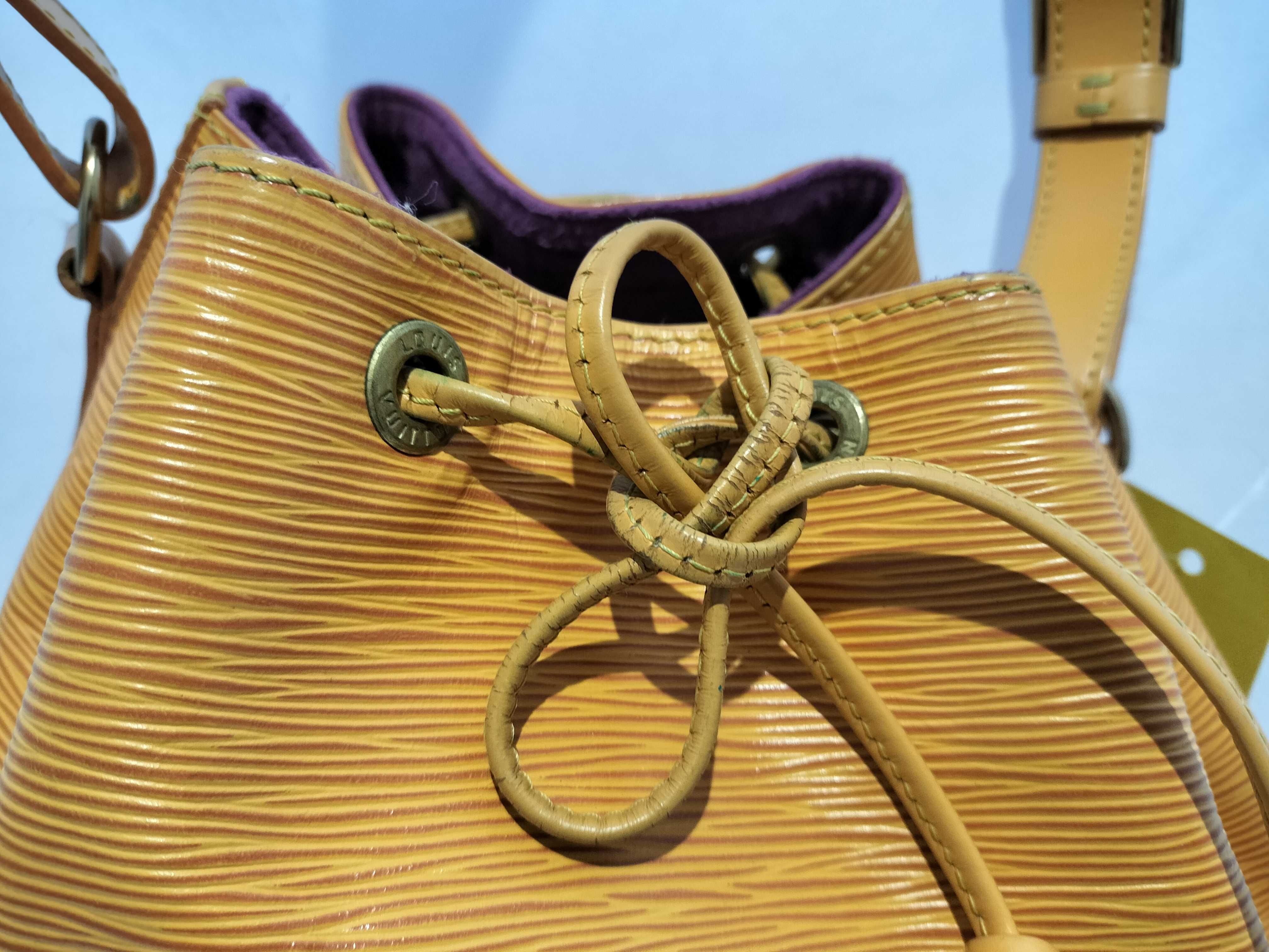 【水曜終了】(10708_0029)LOUIS VUITTON エピ プチノエ ショルダーバッグ