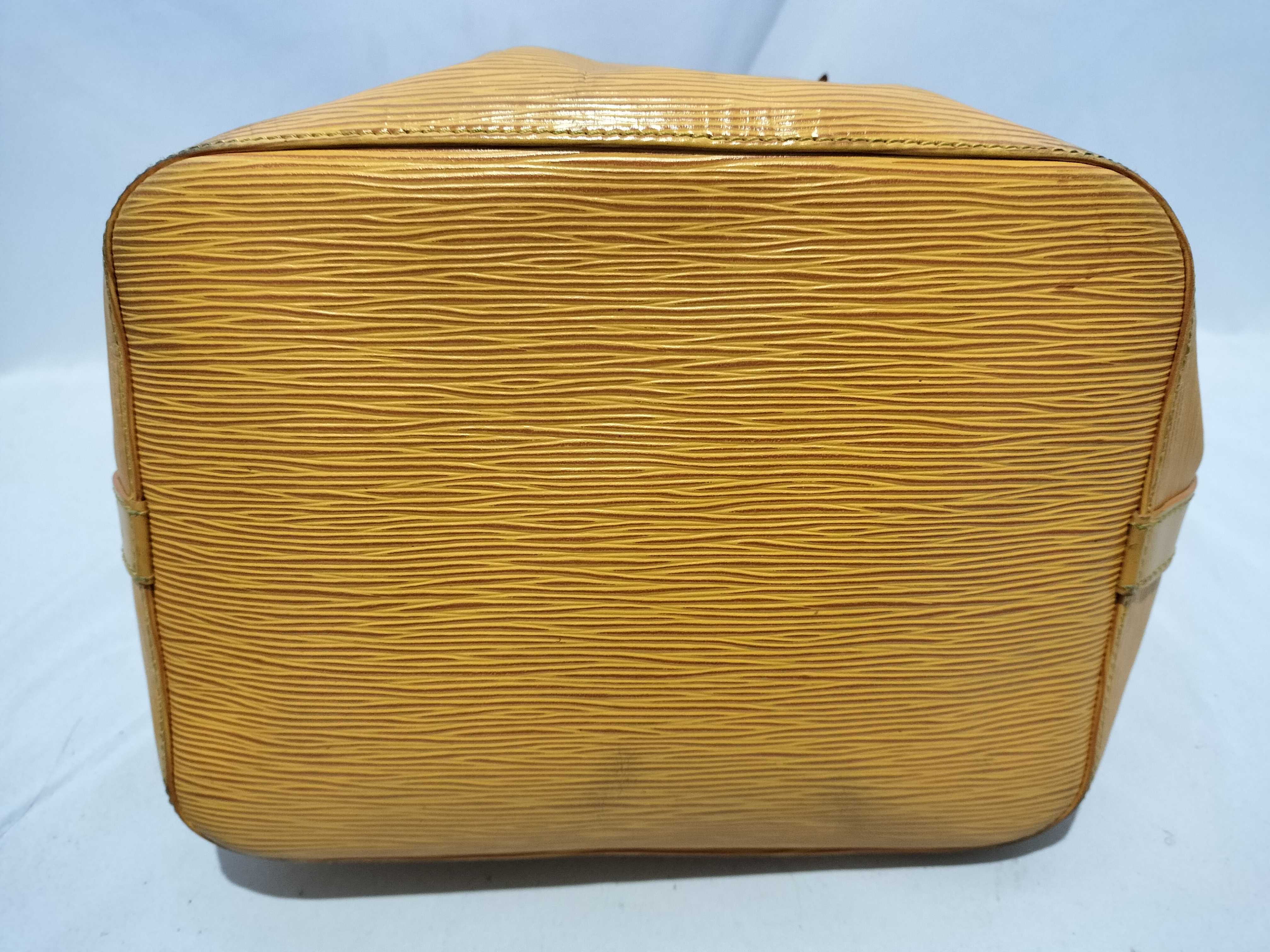 【水曜終了】(10708_0029)LOUIS VUITTON エピ プチノエ ショルダーバッグ