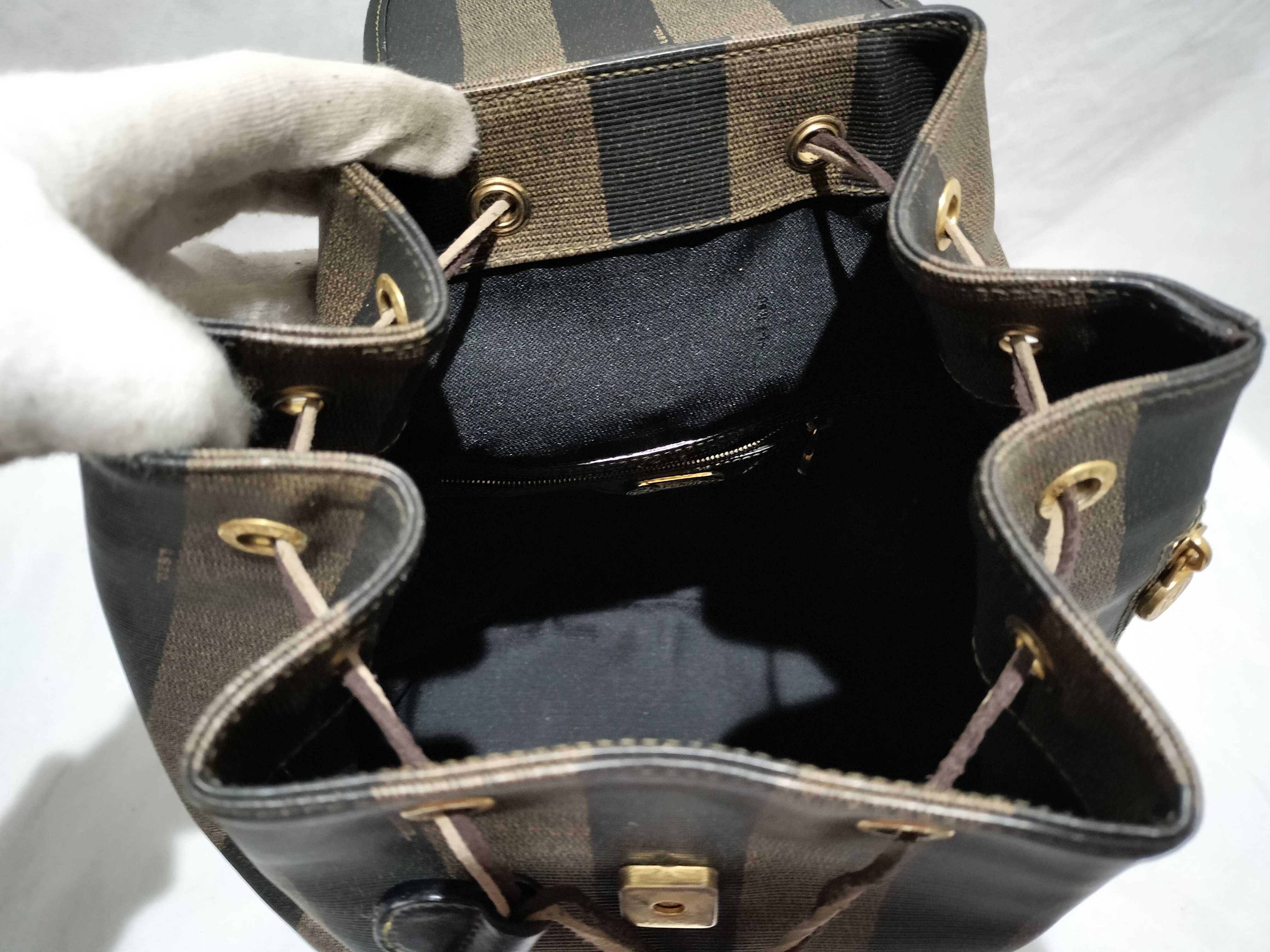 【水曜終了】(10709_0138)FENDI ペカン柄 紐 持ち手切れ リュックサック