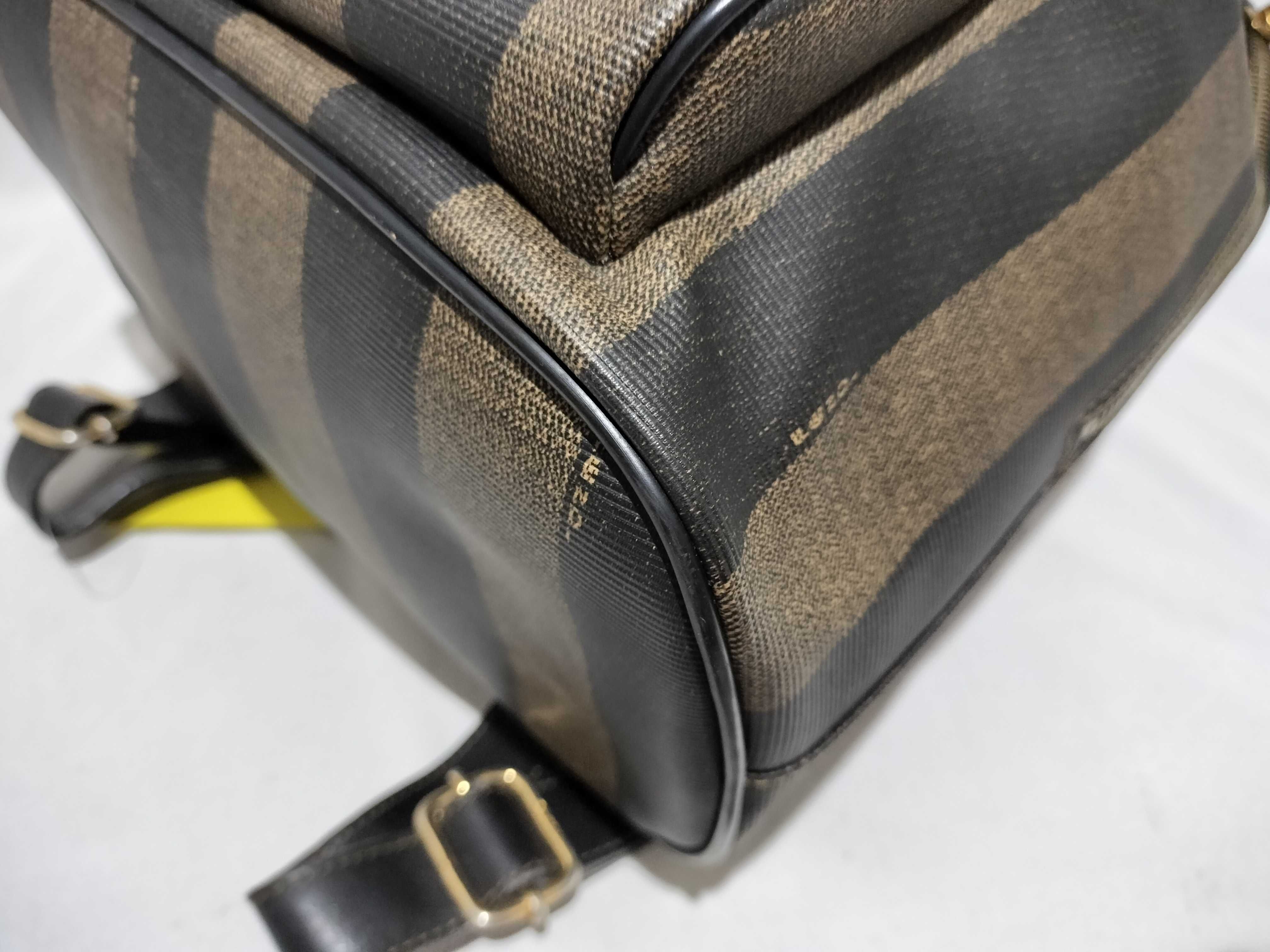 【水曜終了】(10709_0138)FENDI ペカン柄 紐 持ち手切れ リュックサック