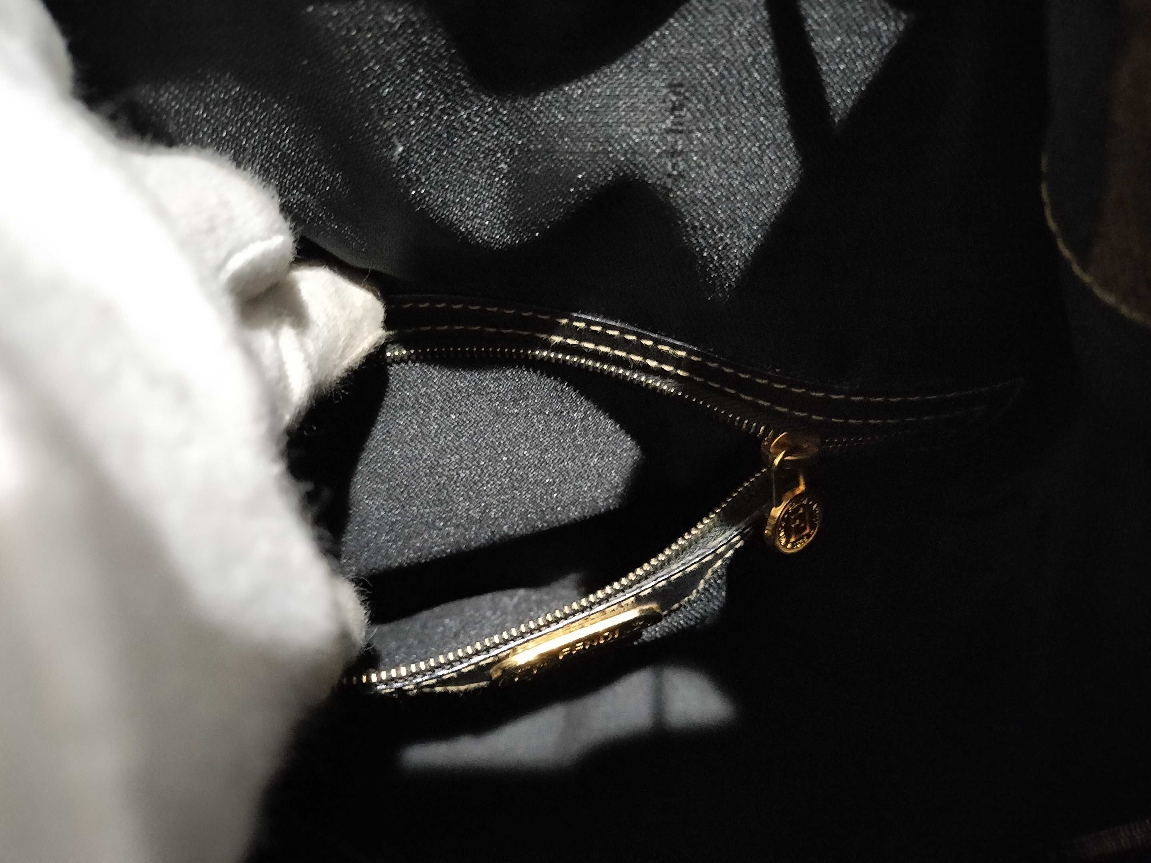 【水曜終了】(10709_0138)FENDI ペカン柄 紐 持ち手切れ リュックサック