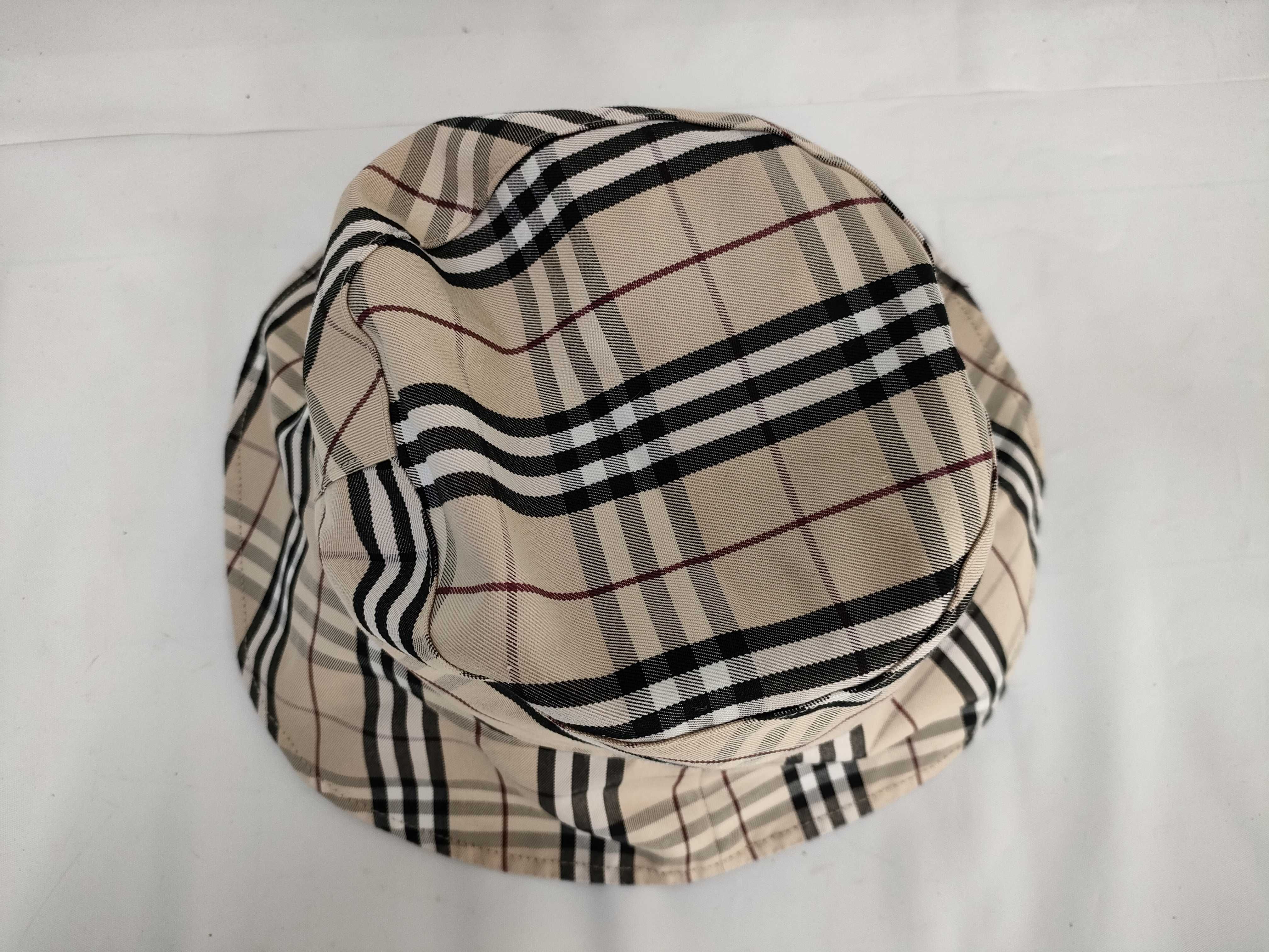 【水曜終了】(10700_0054)BURBERRY ノヴァチェック/バケットハット リバーシブル ブラック その他小物