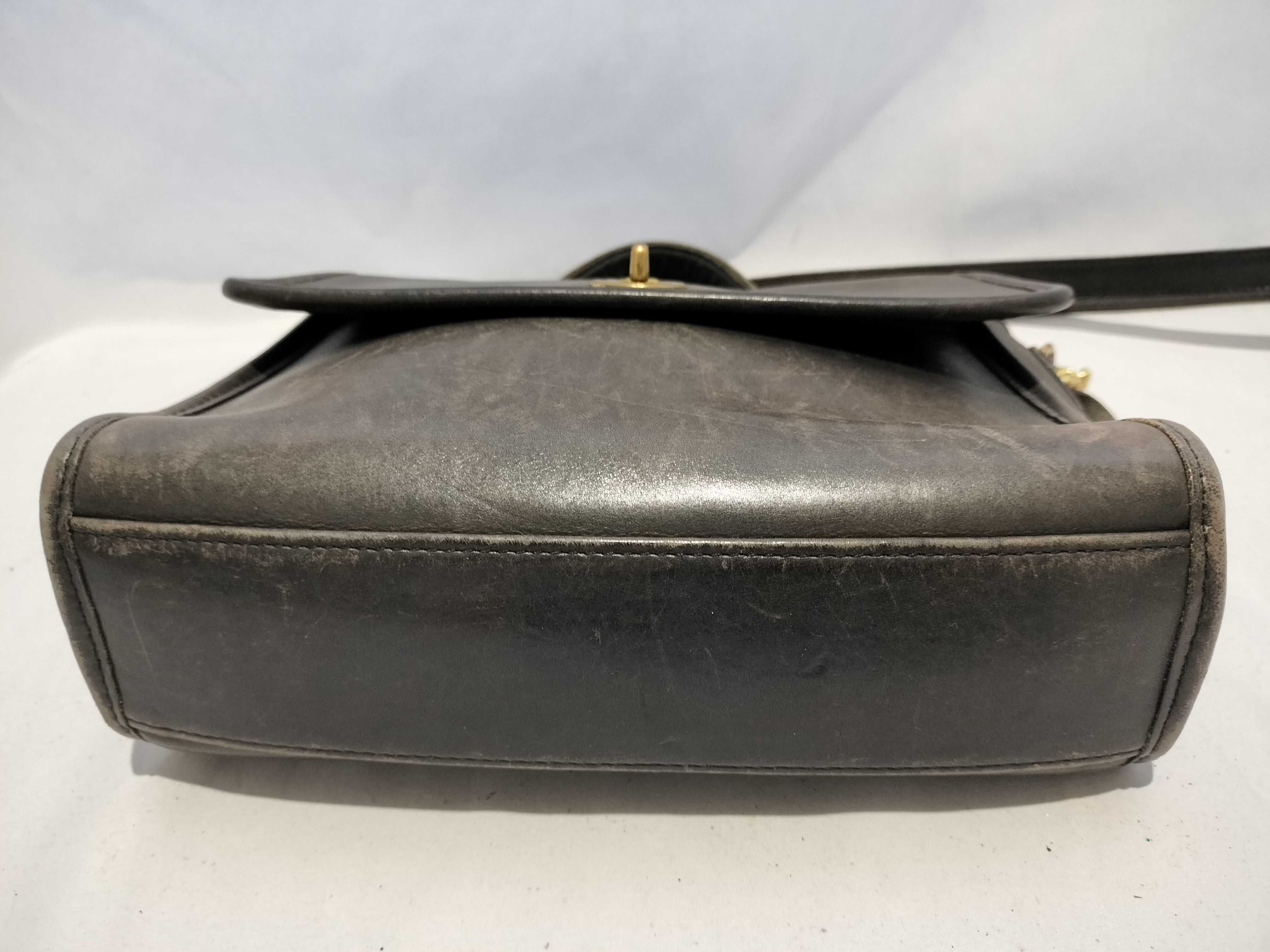 【水曜終了】(10699_0068)COACH オールド/レザー/ターンロック ショルダーバッグ