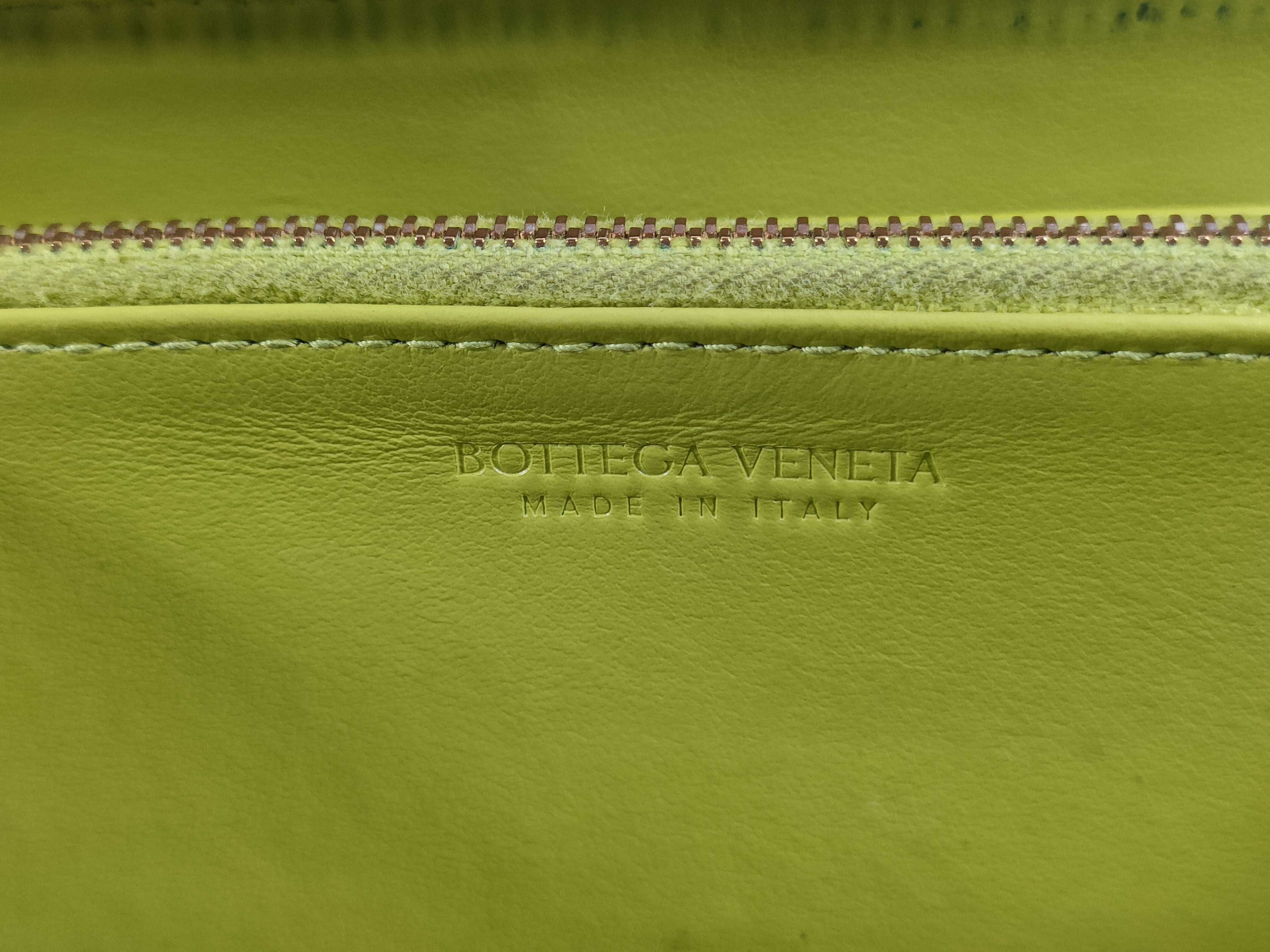 【水曜終了】(10700_0141)BOTTEGA VENETA ラウンドジップ 財布